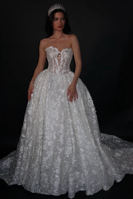 Preloved US 0 Anna Augusta Strapless Sweetheart Deep-V Lace Bridal Gown