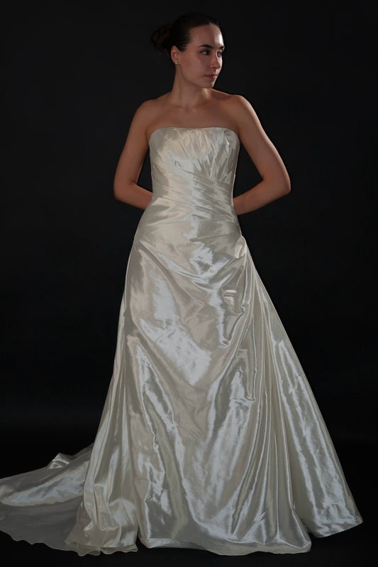 Floor Sample Size 42 Mystic Strapless Corset Bridal Gown