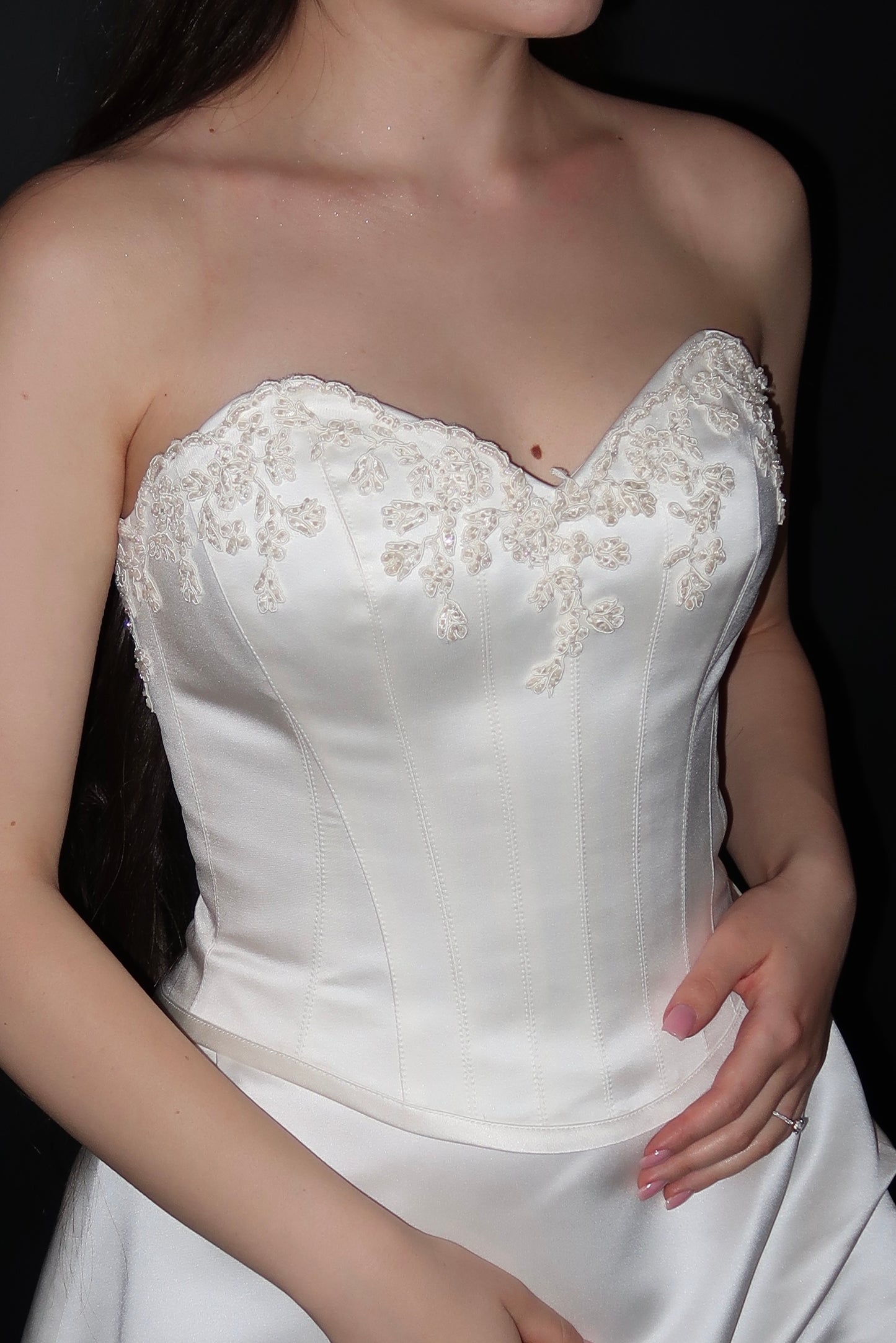 Floor Sample Size 40 Cymbeline Strapless Beaded Lace Corset Two-Piece Gown