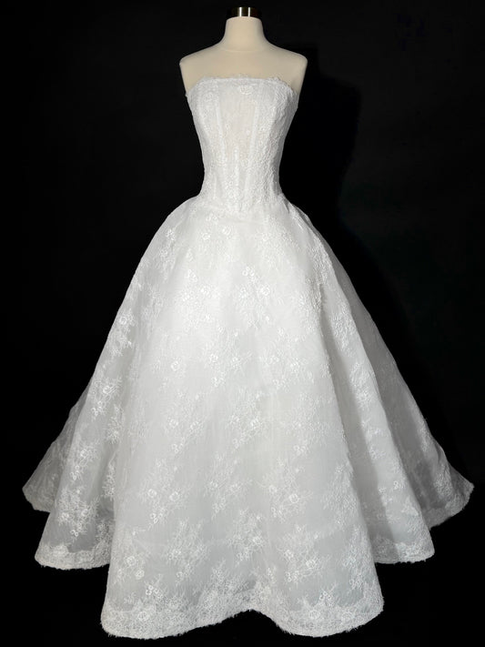 Preloved US 8 Anna Augusta French Corded Lace Bridal Gown