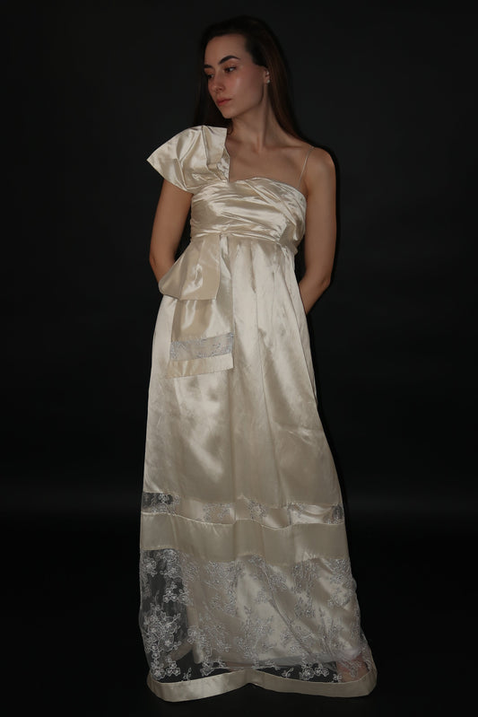 Floor Sample Size 40 Cymbeline Bow Detail Maxi Dress