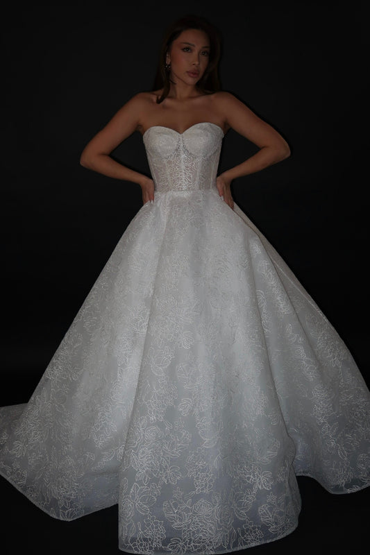 Preloved US 8 Anna Augusta Floral Lace Bridal Gown