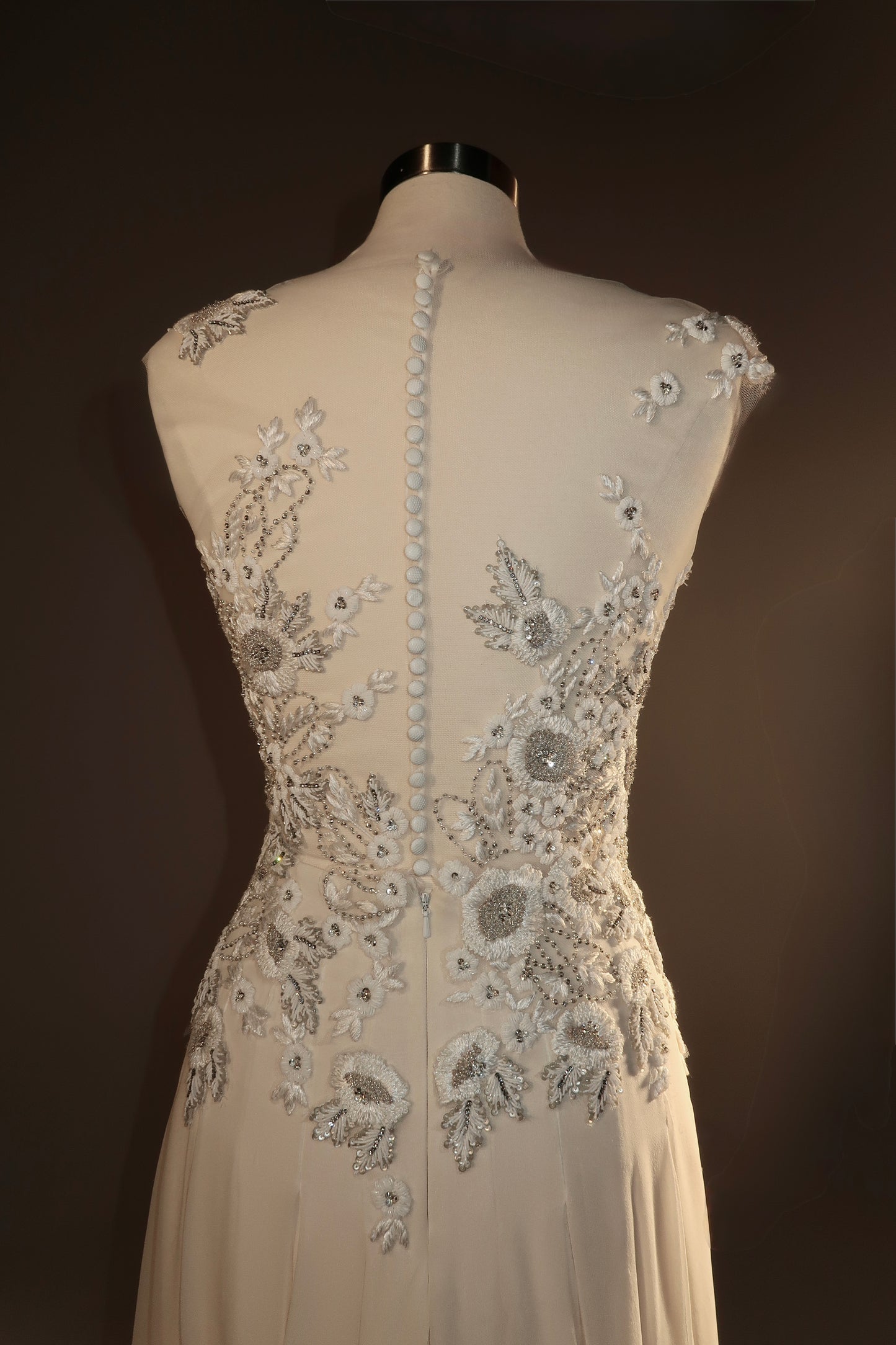 Floor Sample US 8 PRONOVIAS Maxi Gown
