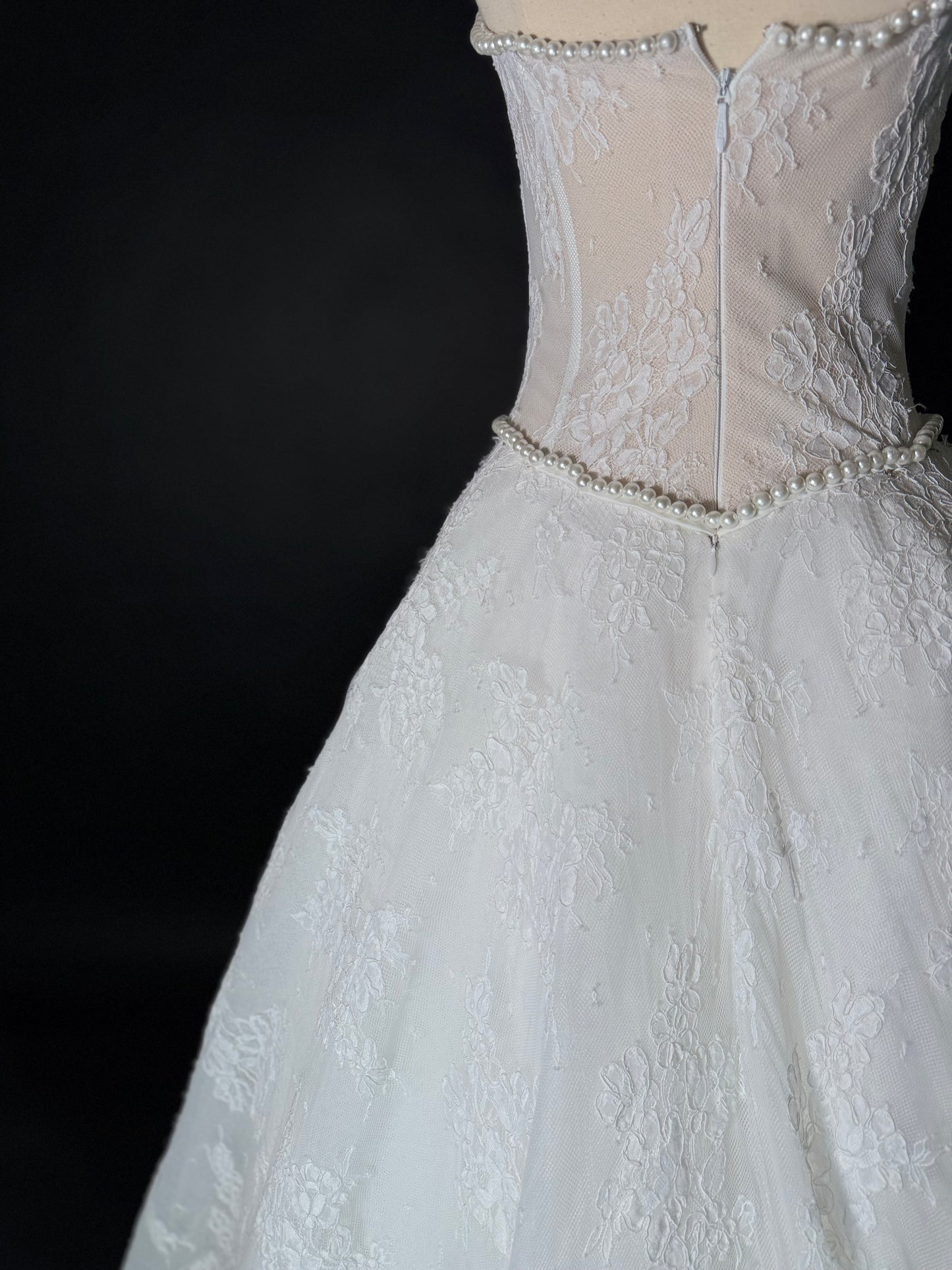 Chantilly Corded Lace Anna Augusta Bridal Gown, Preloved, Size US 4-6, Pearl Detailed