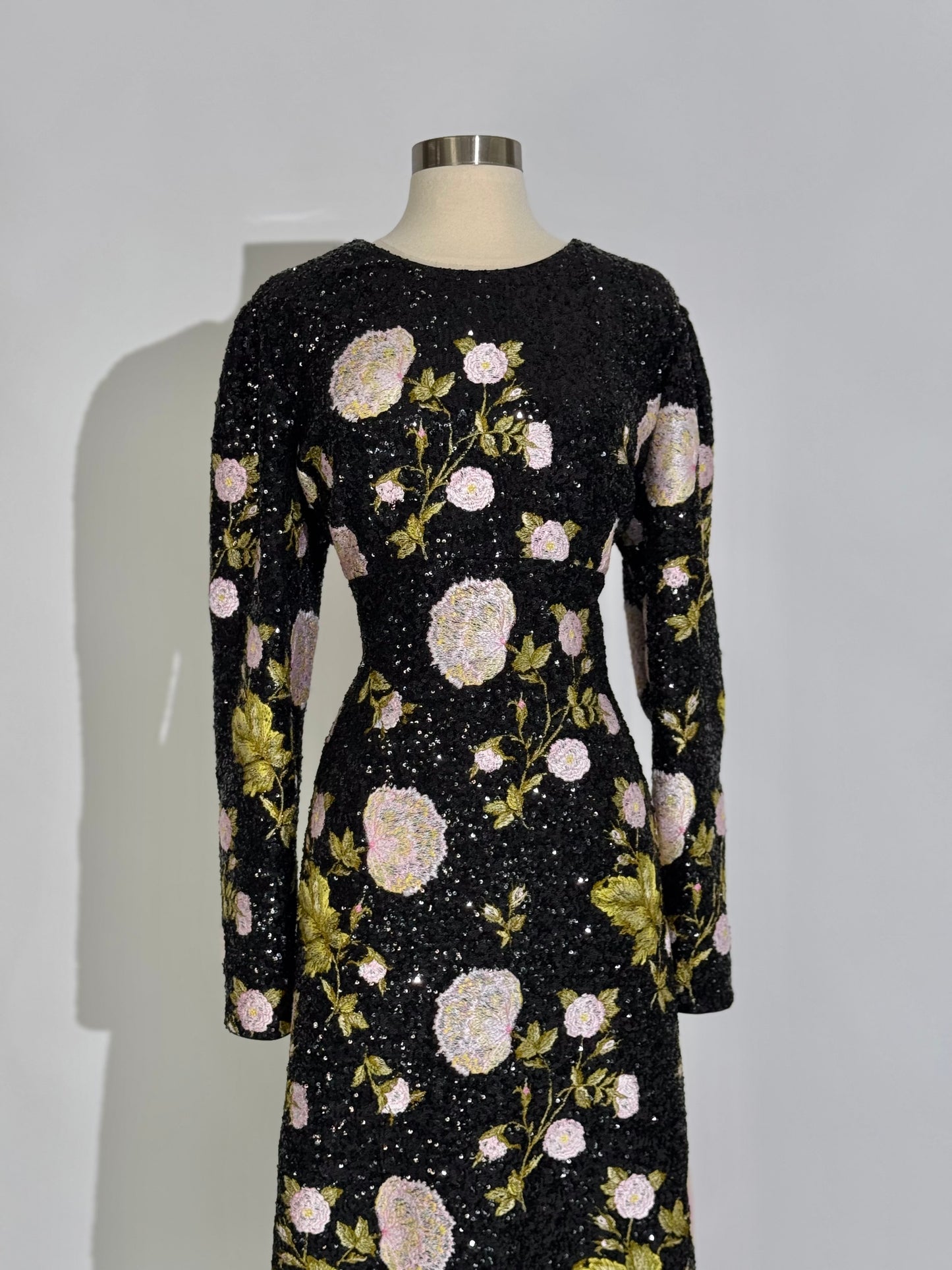 Brand New US 8 Giambattista Valli Floral Embroidered Sequin Evening Gown in Black Rose