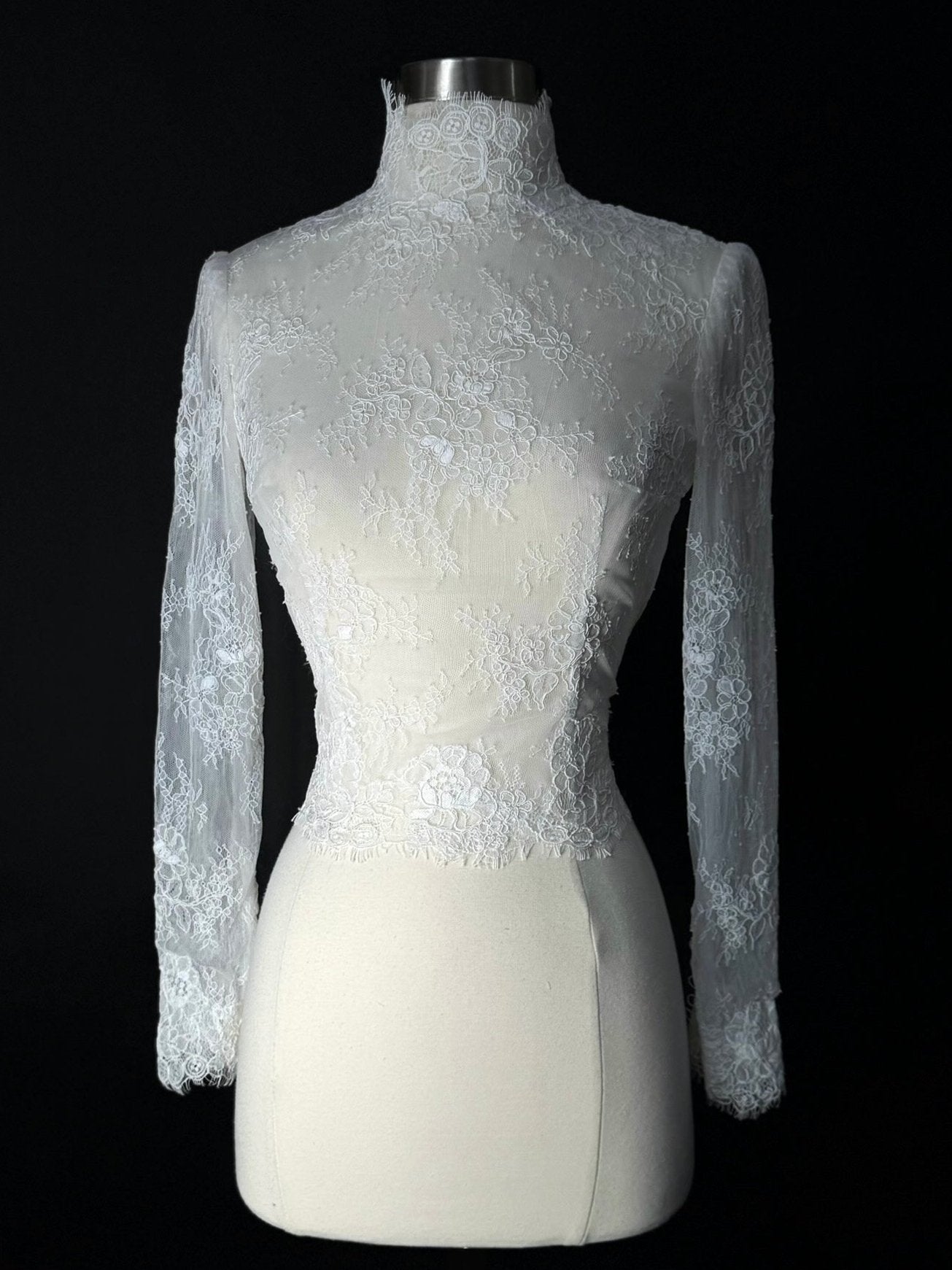 Preloved US 2 Anna Augusta French Corded Lace Bridal Top