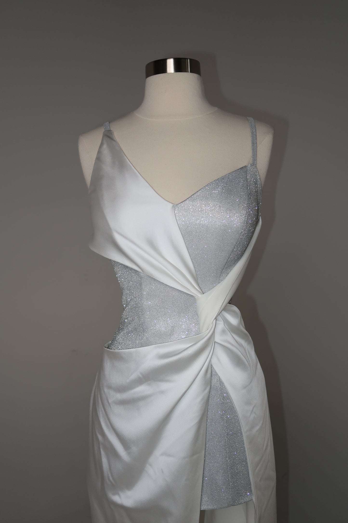 Diva Couture Maxi Gown US2 Brand New