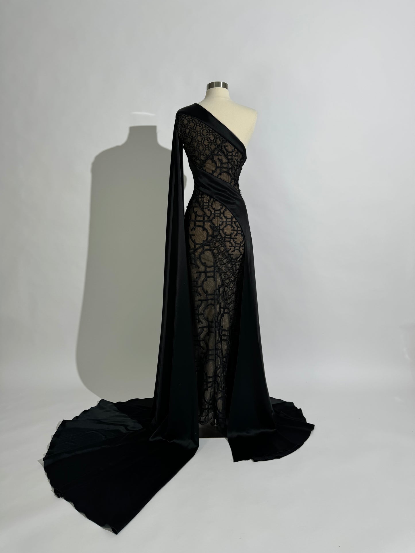 Brand New US 6 GEORGES HOBEIKA Fitted Asymmetrical Top Evening Gown