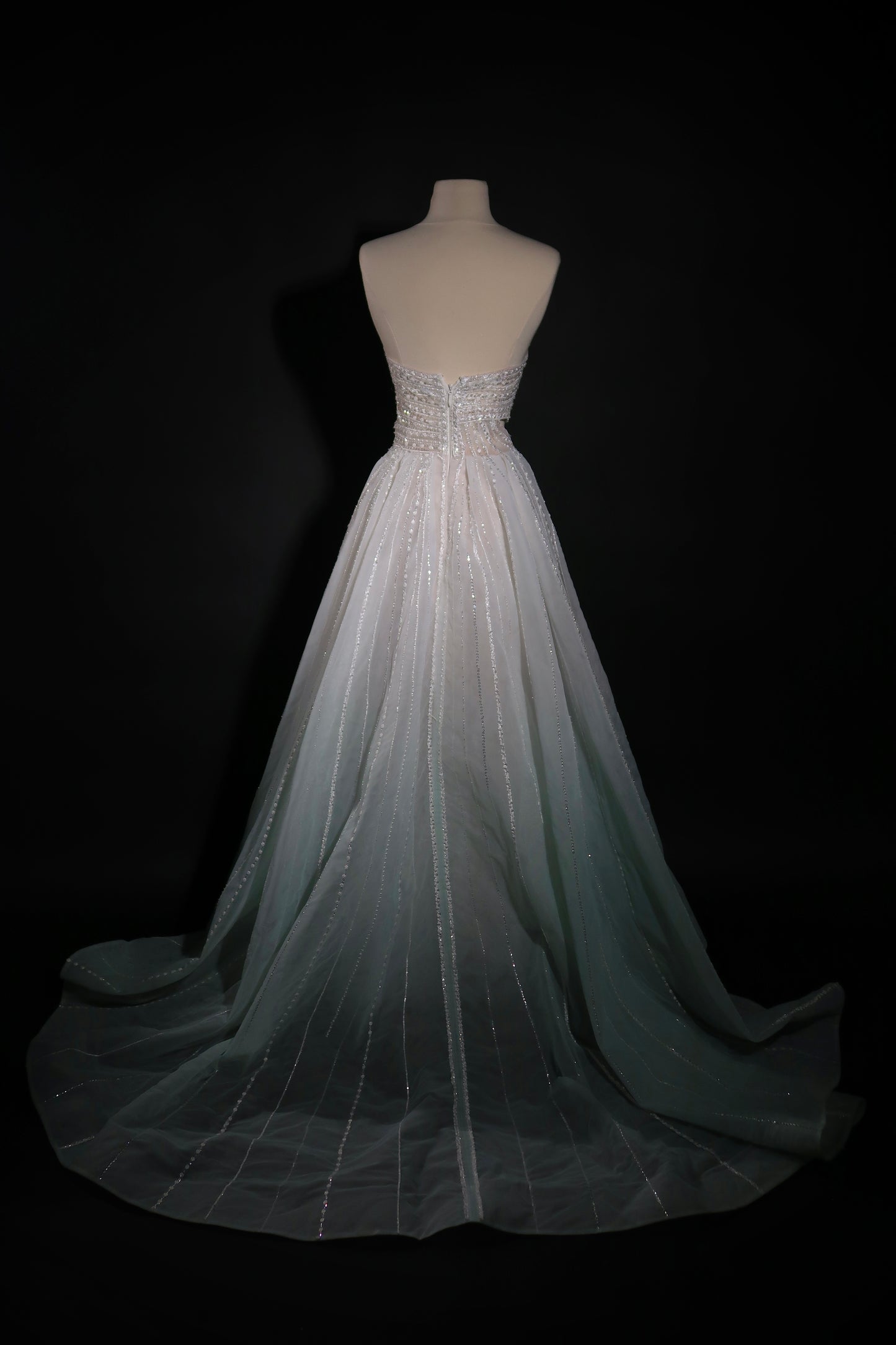 Preloved US 0 Anna Augusta Custom Made Gown