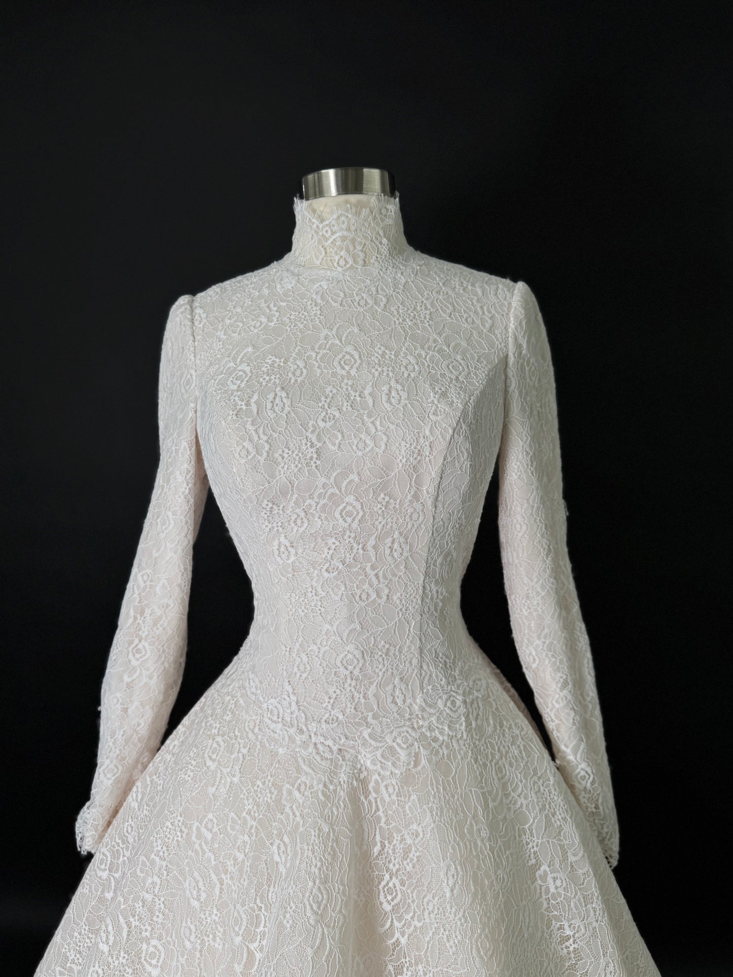 Anna Augusta Modest Chantilly Lace Bridal Gown, Preloved, Size US 8,