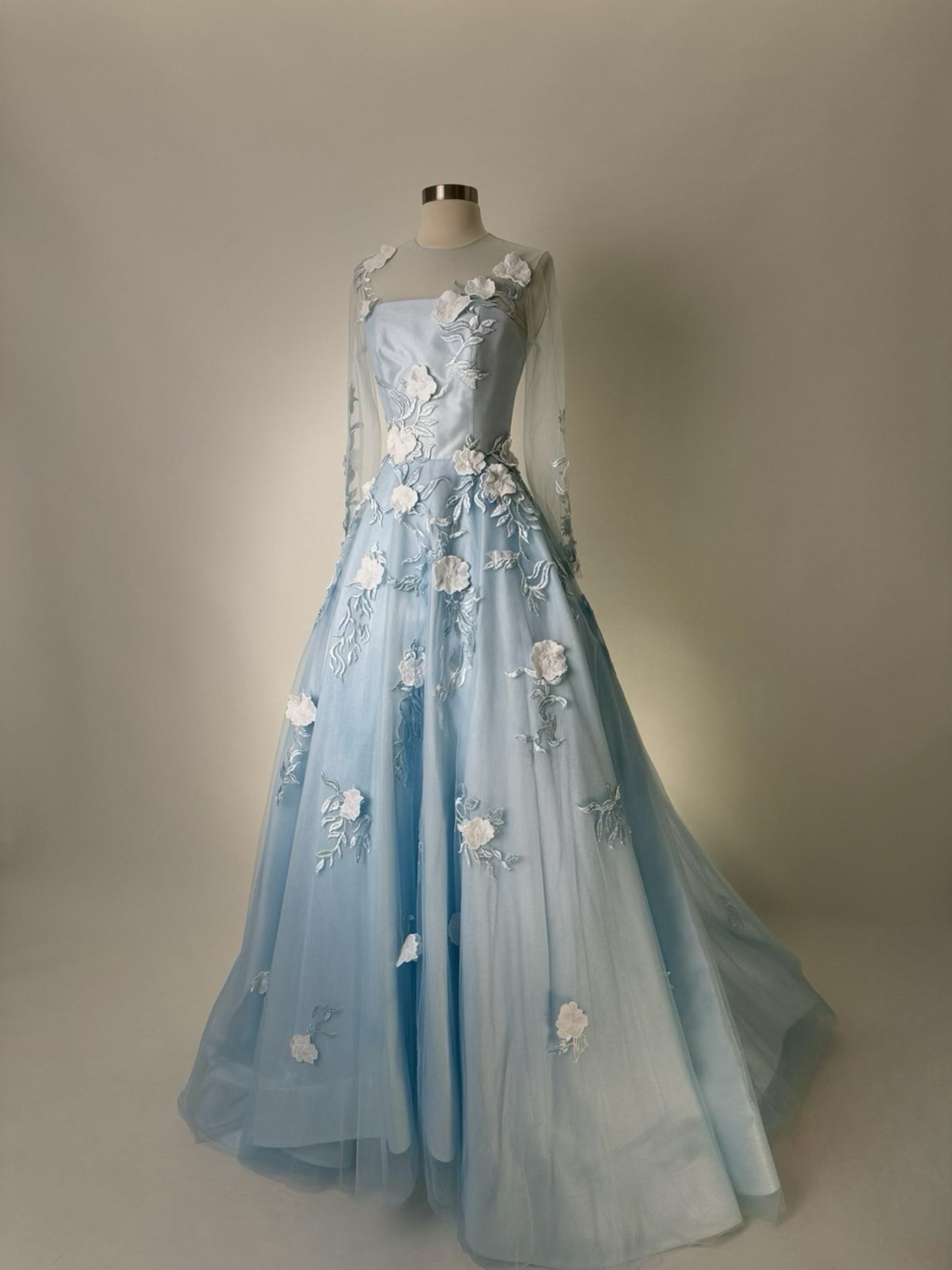 Brand New US 8 Baby Blue Floral Anna Augusta Maxi Evening Dress