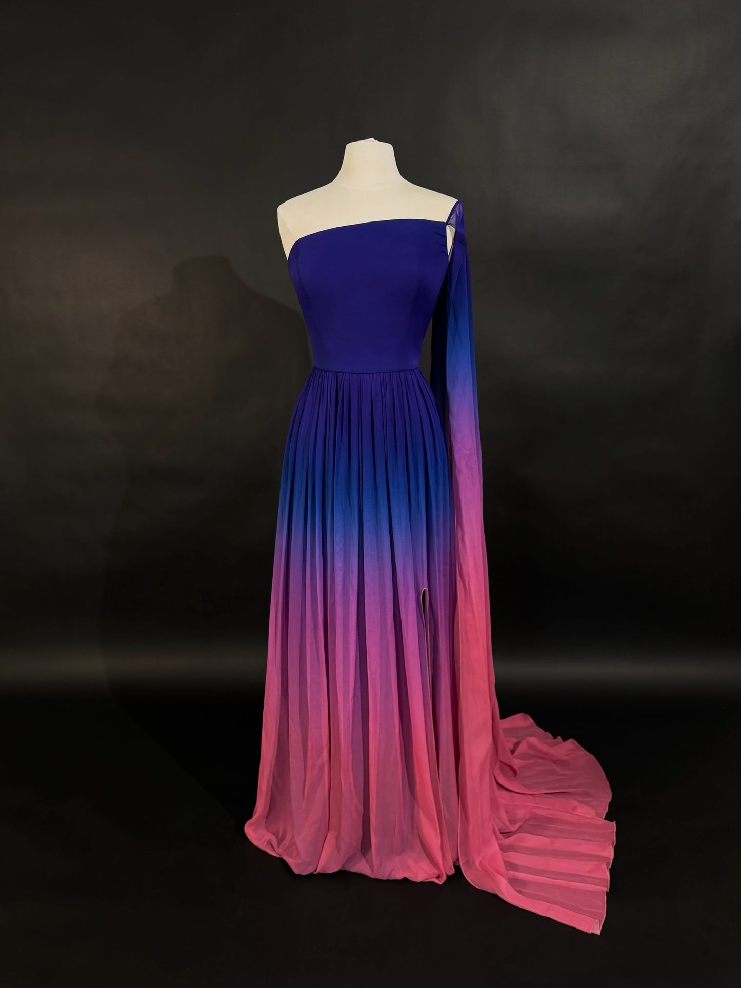 Brand New US 6 Georges Hobeika Ombré Chiffon Evening Dress