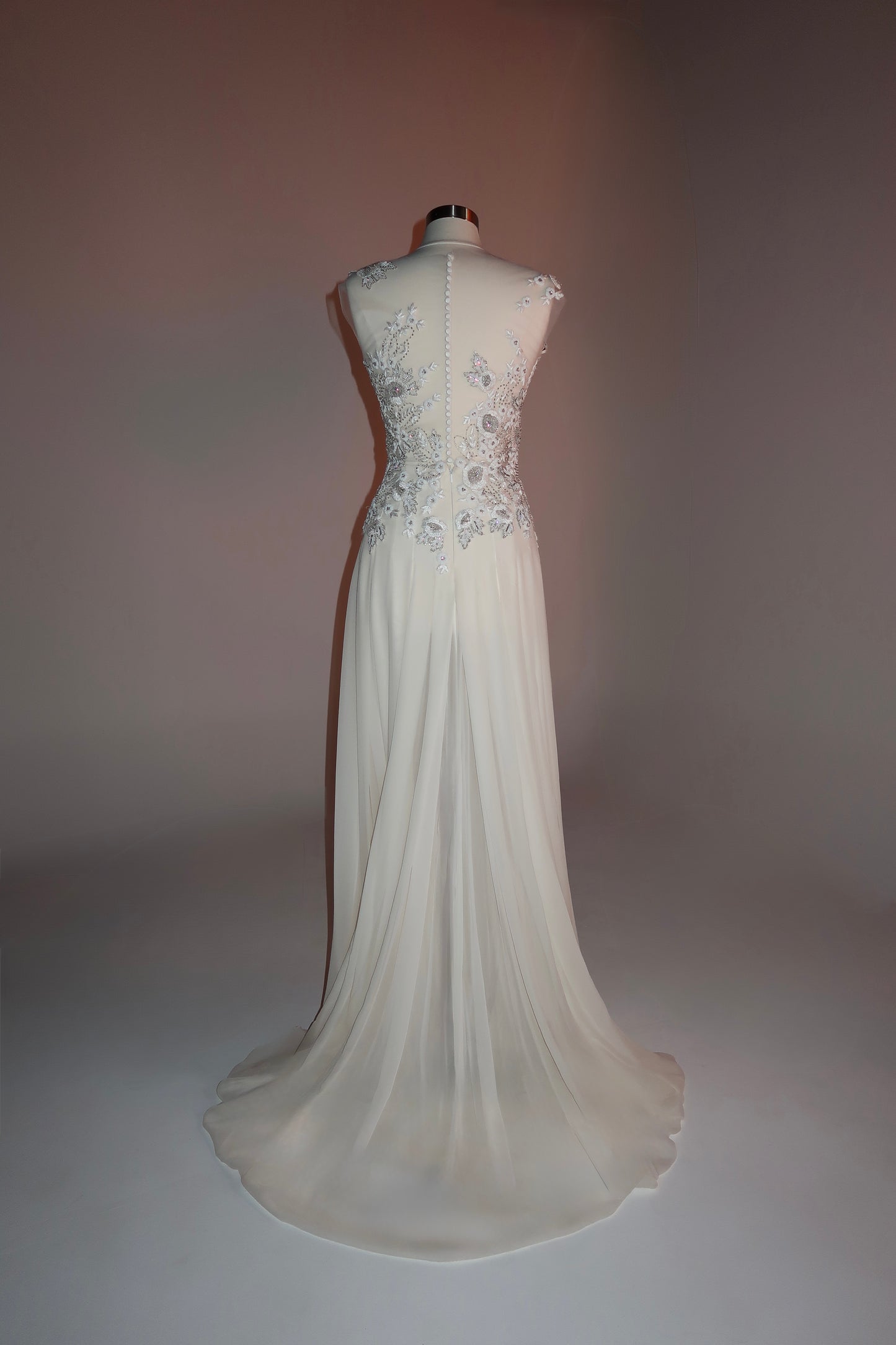 Floor Sample US 8 PRONOVIAS Maxi Gown