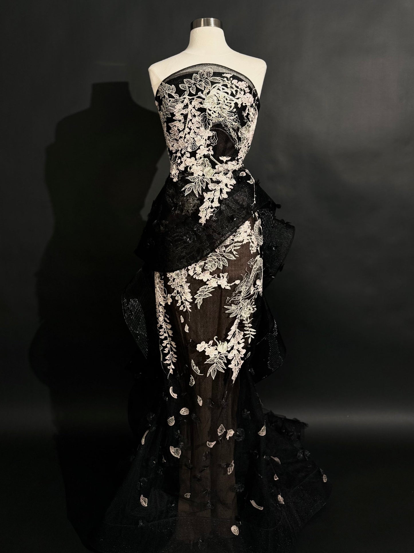 Brand New US 6 MARCHESA Evening Gown