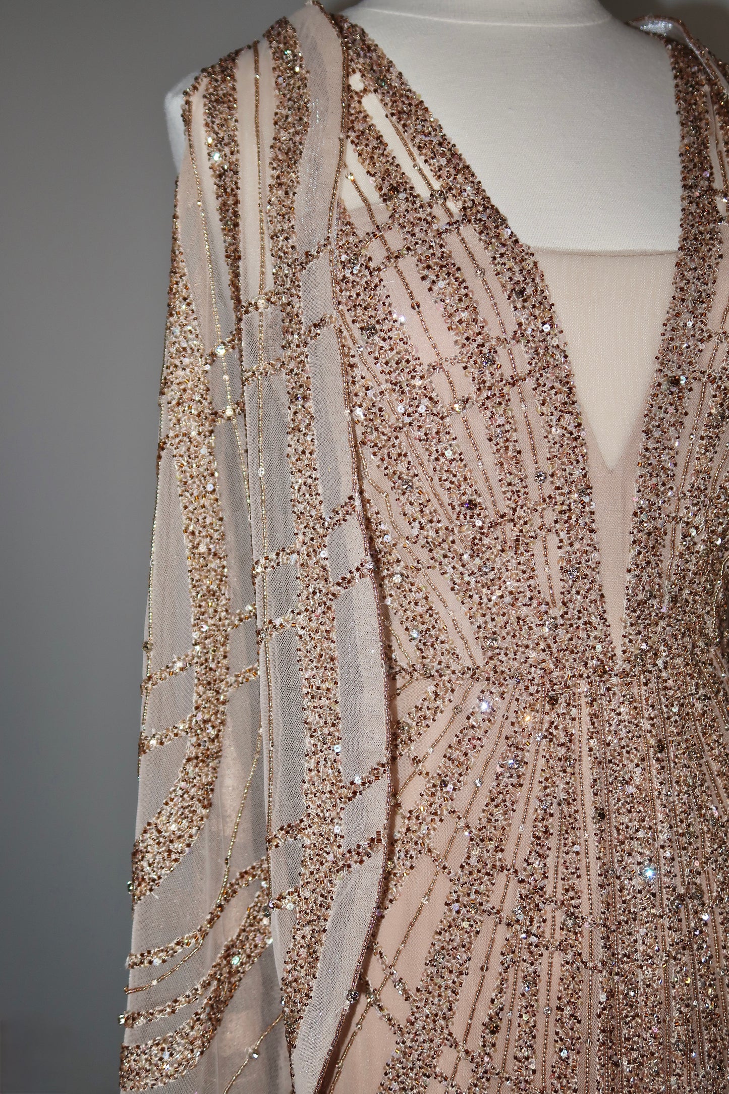 Brand New US6 Anna Augusta Fully Embroidered Gown