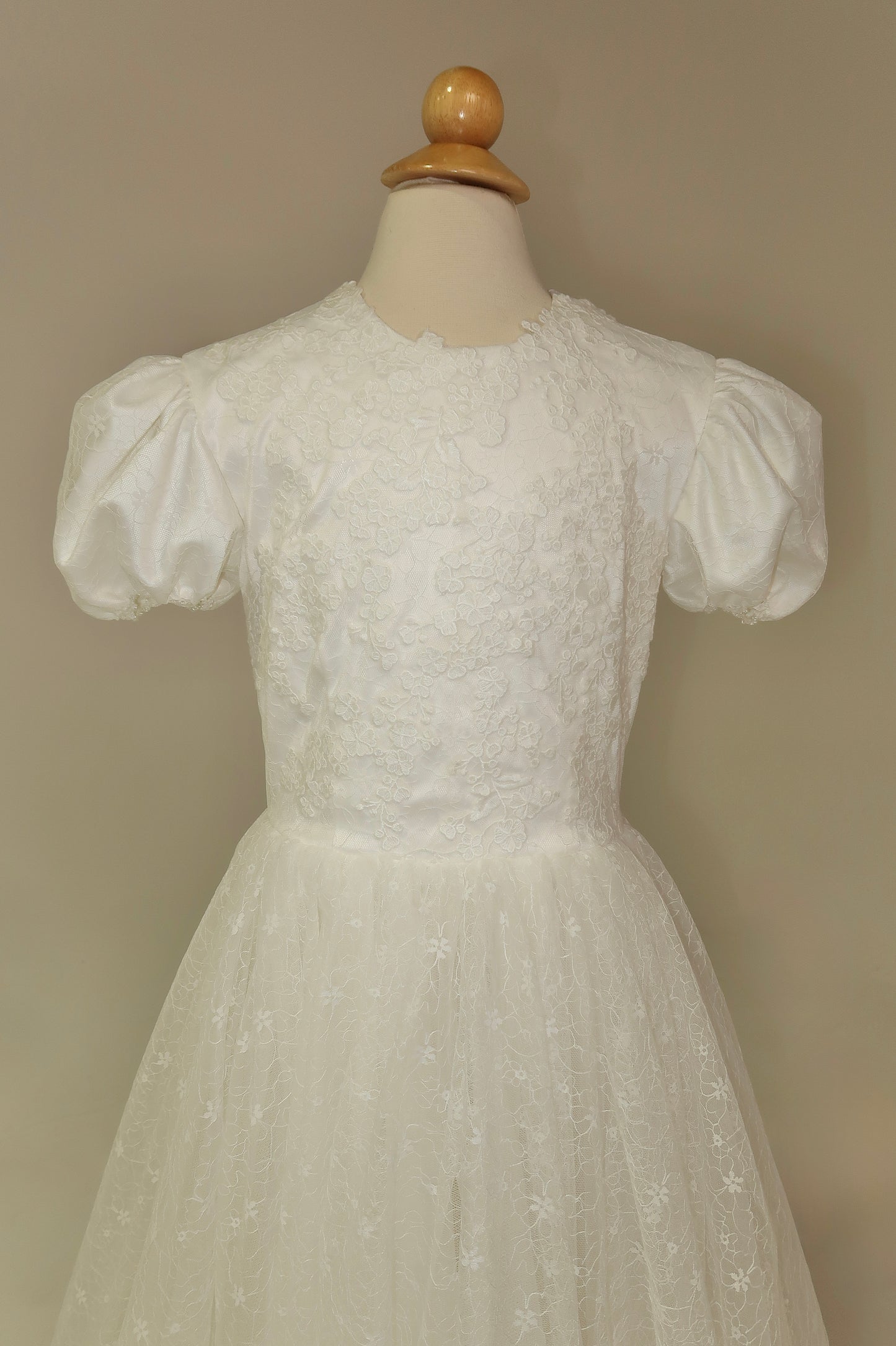 Brand New 9YO Anna Augusta Kids Dress