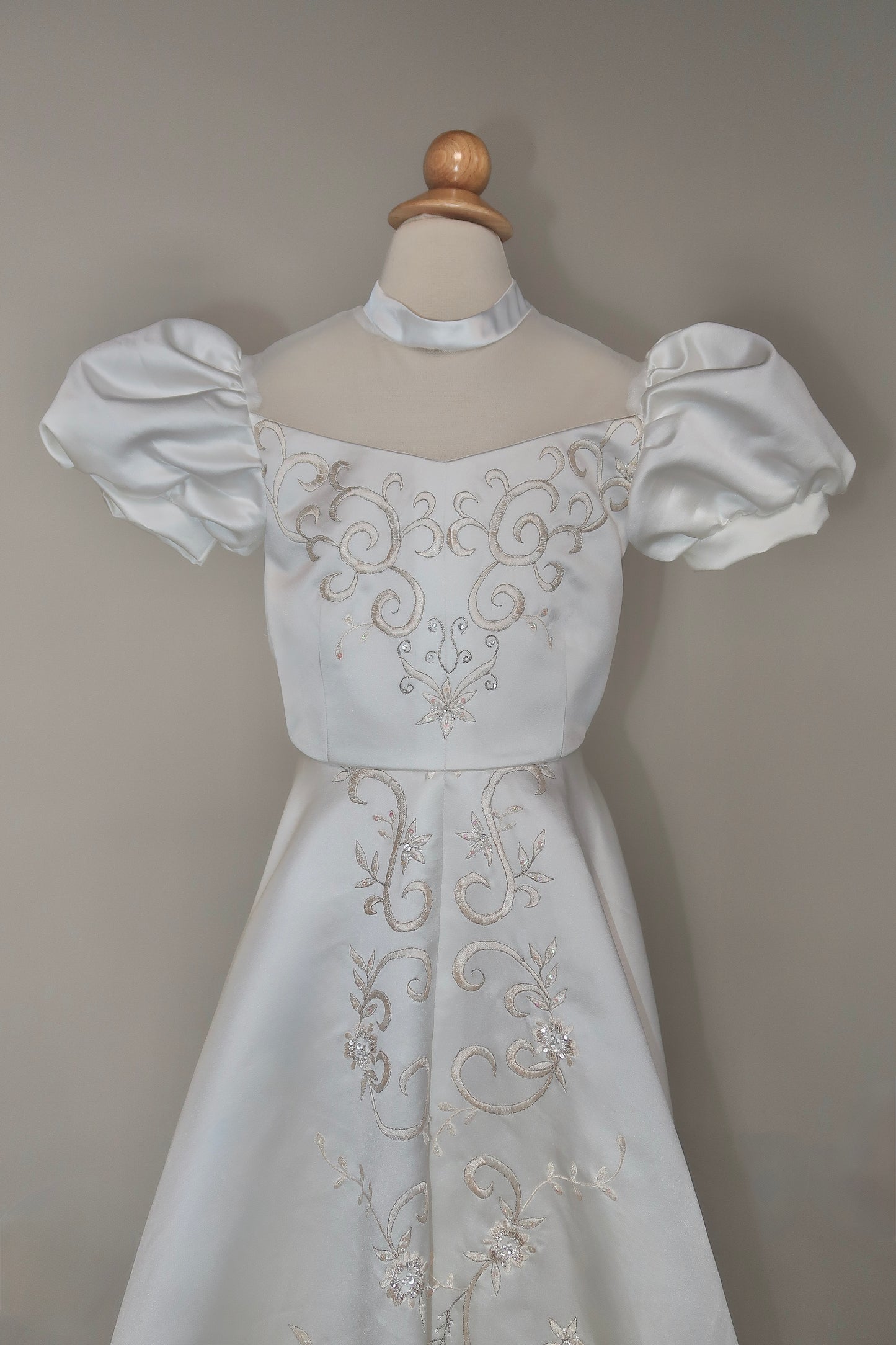 Brand New 9YO Anna Augusta Kids Dress