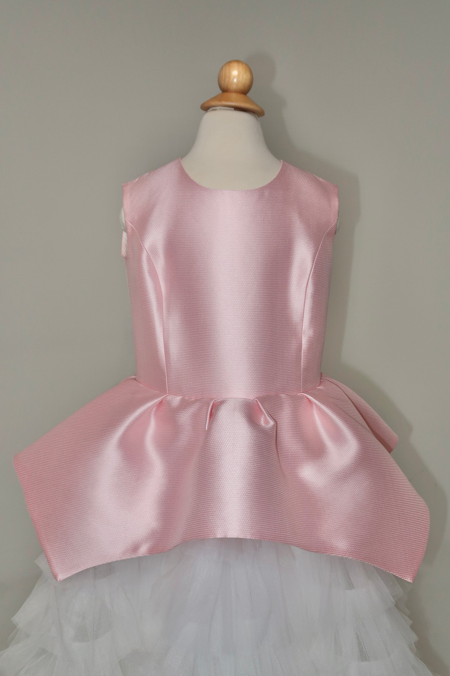 Brand New 10YO Anna Augusta Kids Dress