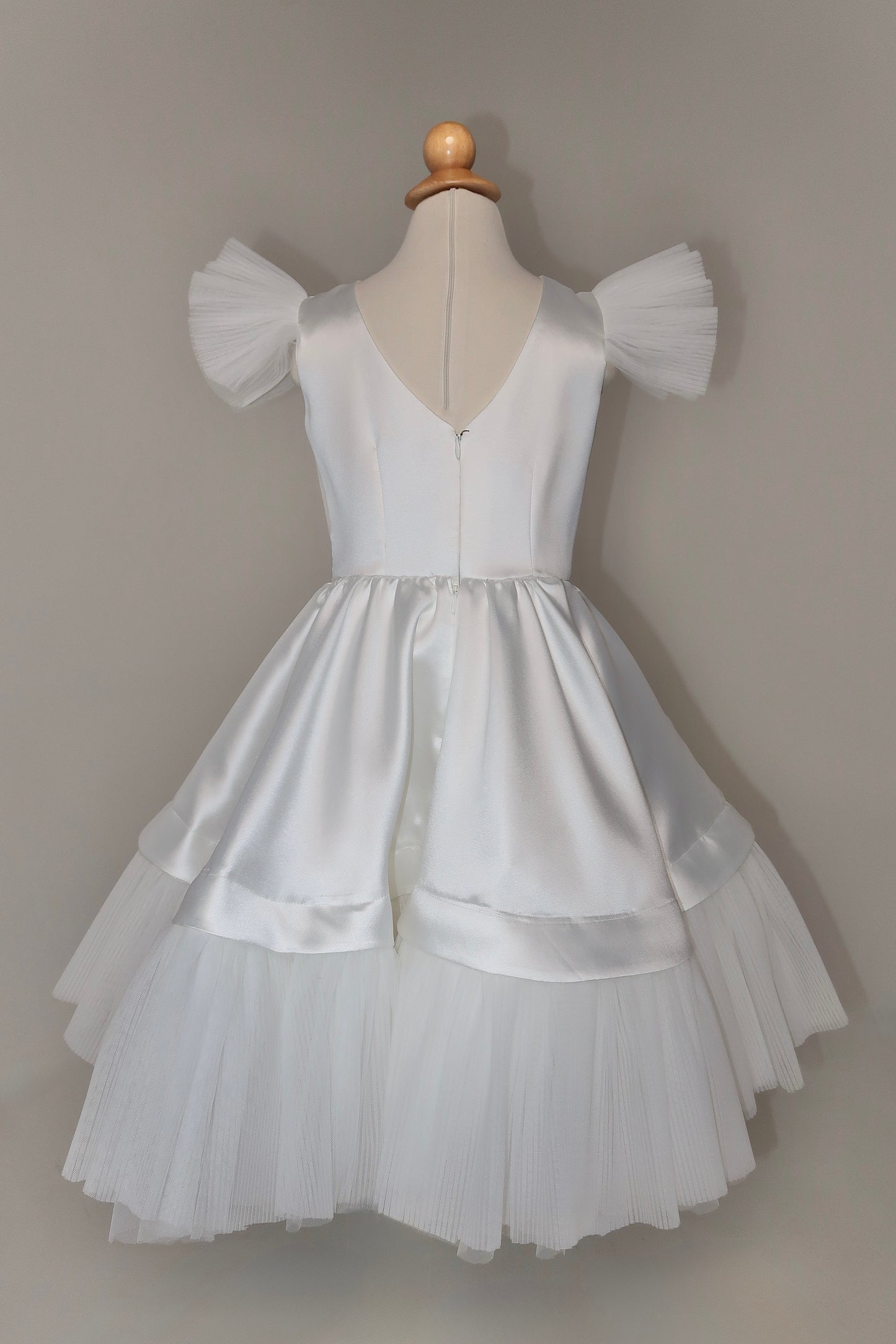 Brand New 6YO Anna Augusta Kids Dress
