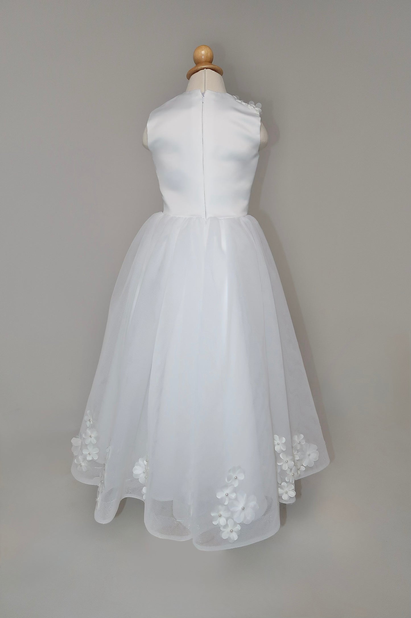 Brand New 8YO Anna Augusta White Kids Dress