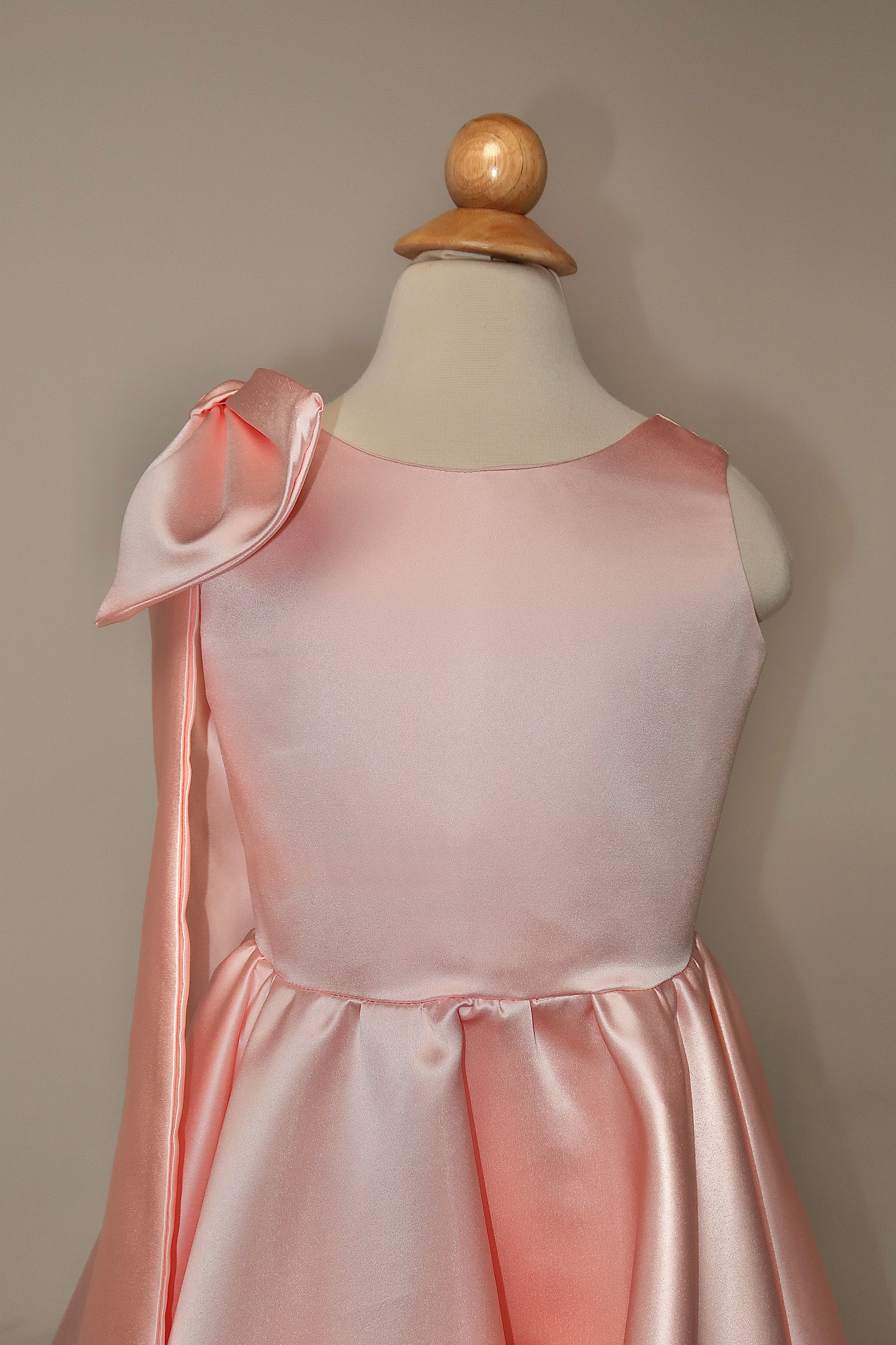 Brand New 6YO Anna Augusta Pink Kids Dress