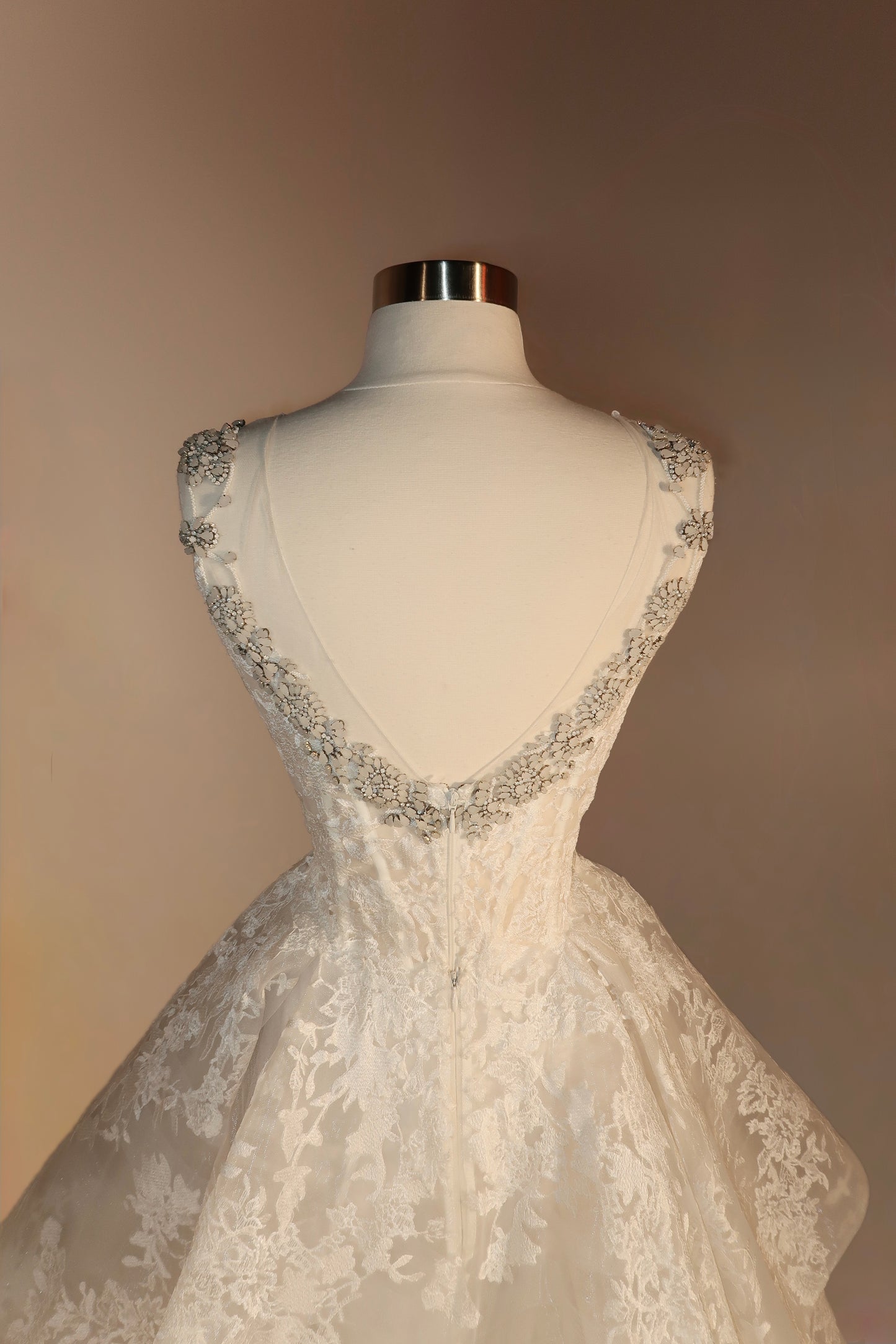 Floor Sample US6 Gemy Maalouf Bridal Gown