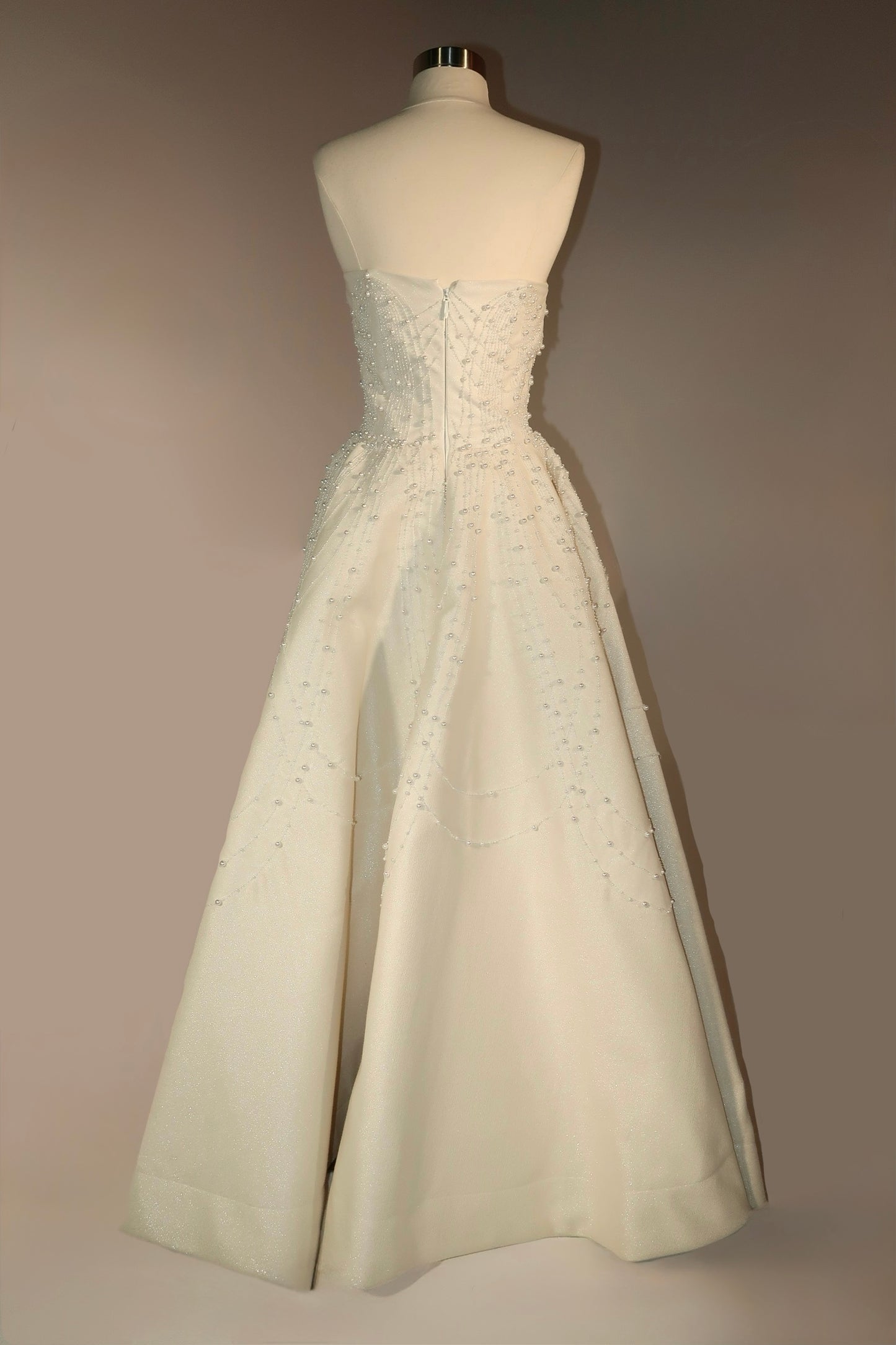 Preloved US4 Sophia Alwaya Maxi Gown