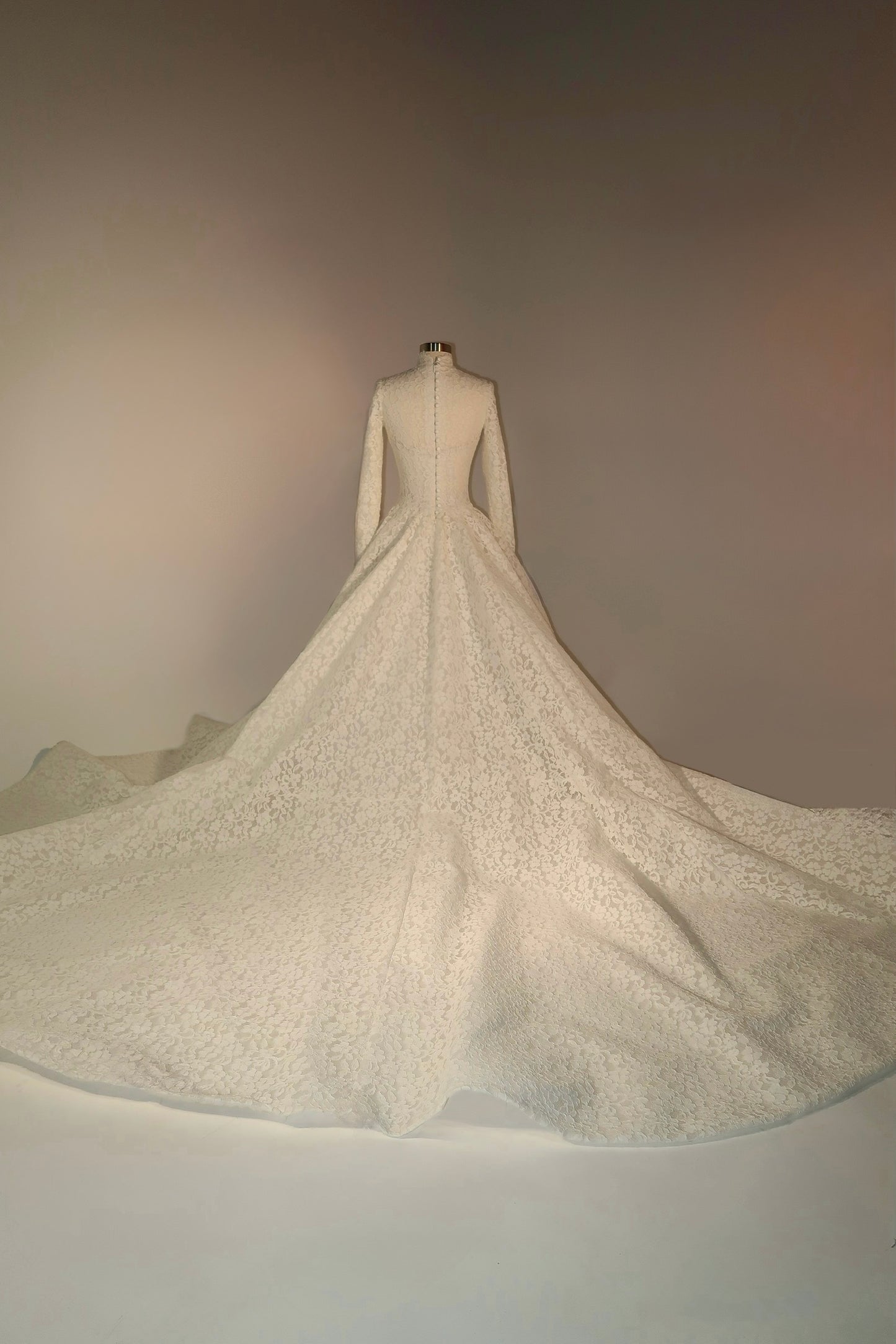 Preloved US2 Anna Augusta Bridal Gown