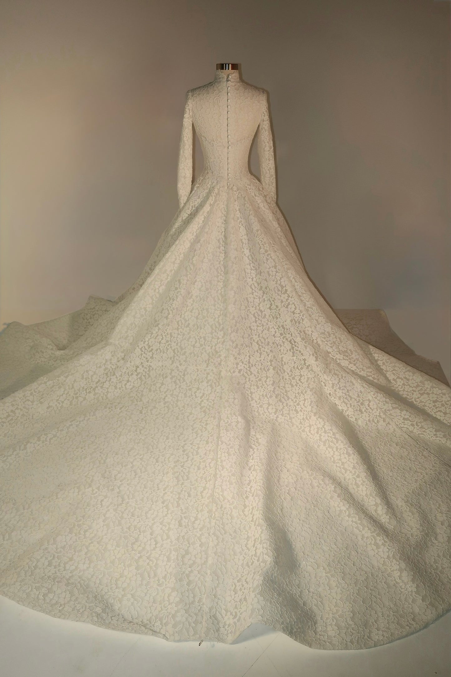 Preloved US2 Anna Augusta Bridal Gown