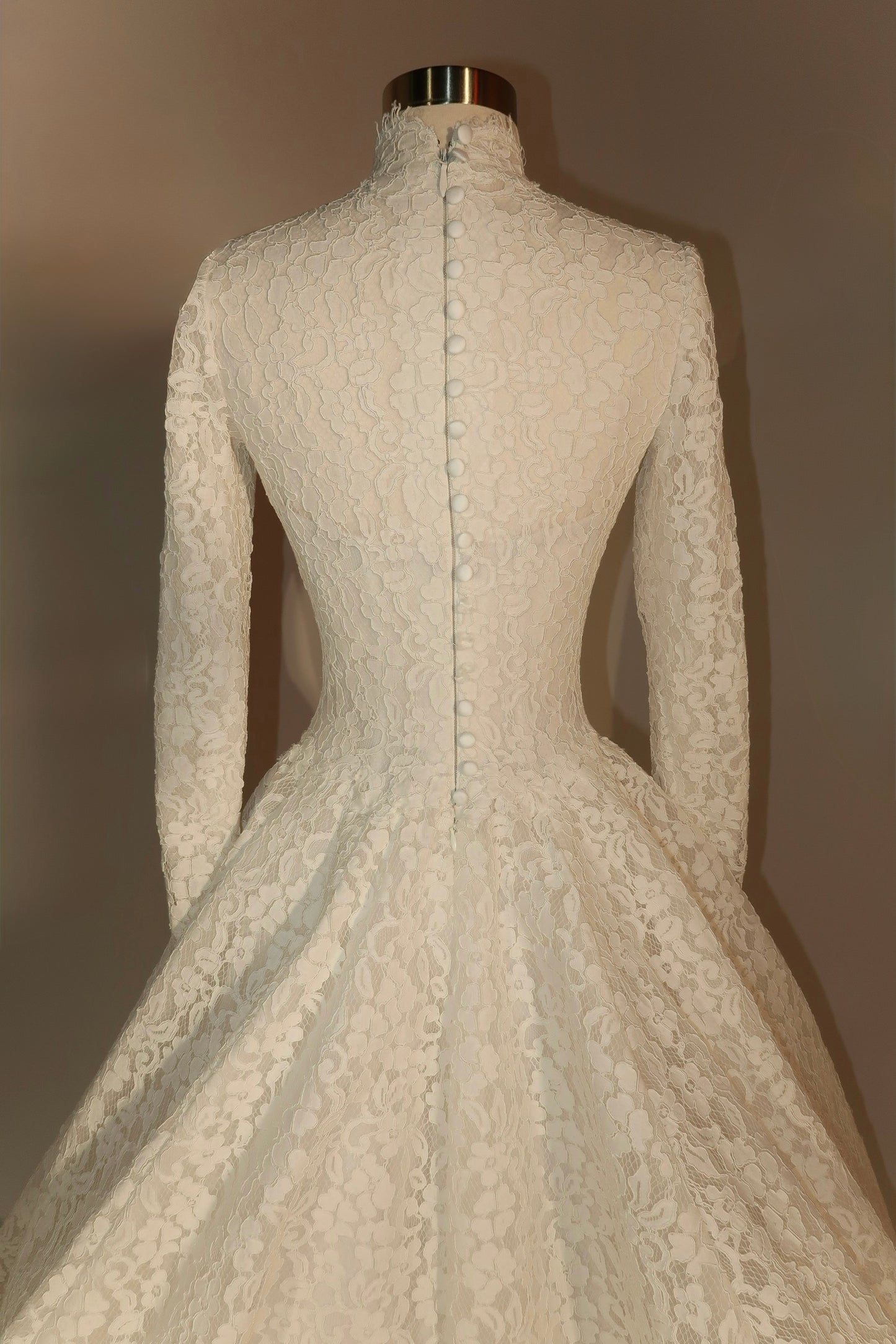 Preloved US2 Anna Augusta Bridal Gown