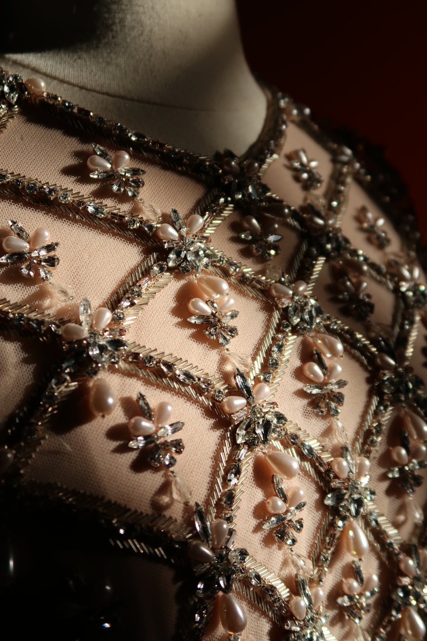 Preloved Mikael D Gown