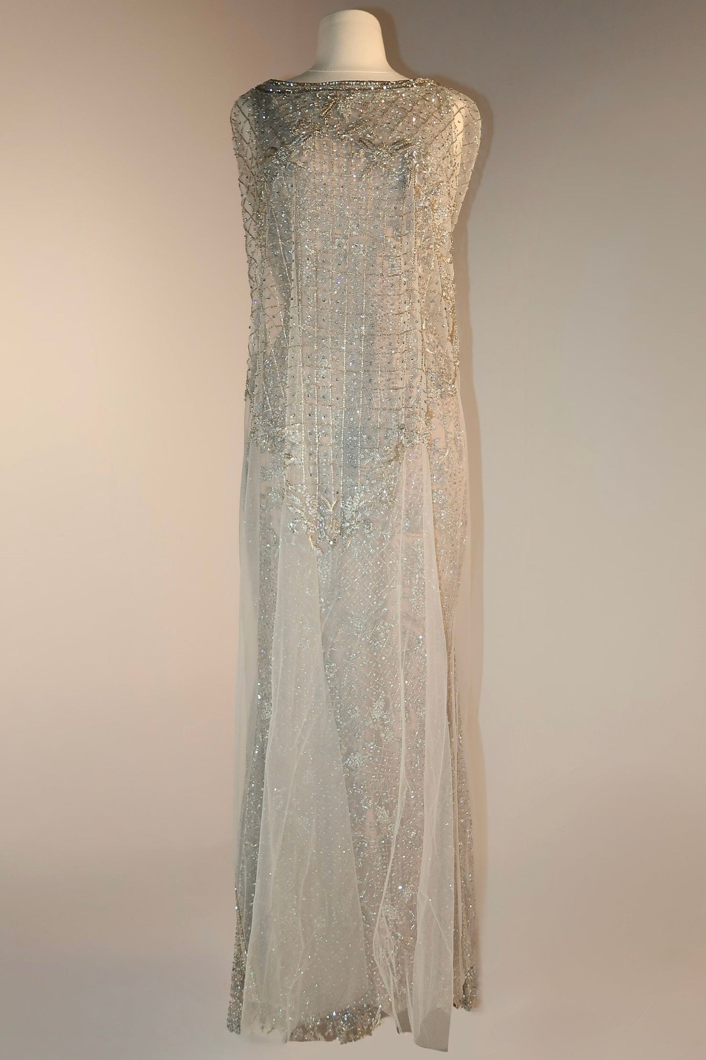 reloved US8 Chic & Holland Dress + Cape