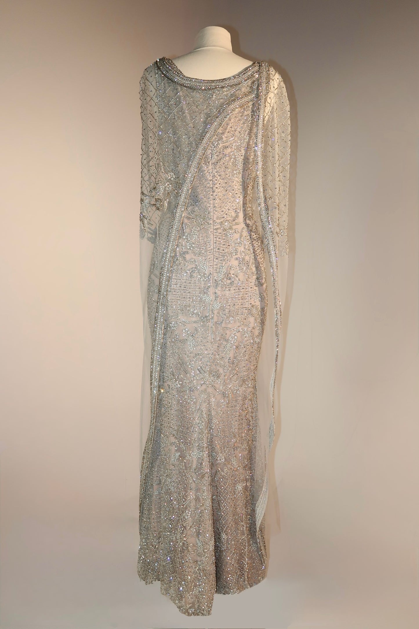 reloved US8 Chic & Holland Dress + Cape