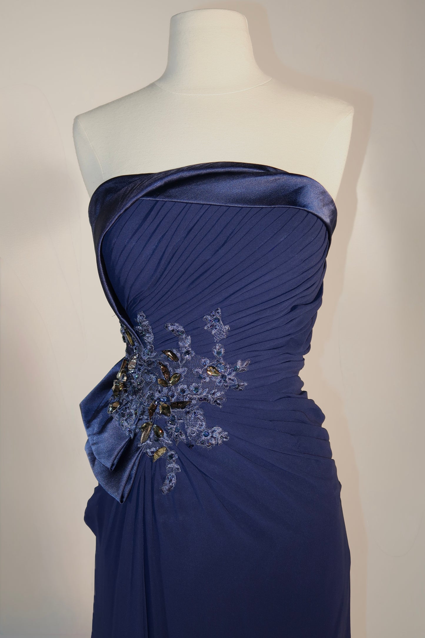 Floor Sample US10 GAIL GARRISON Maxi Gown