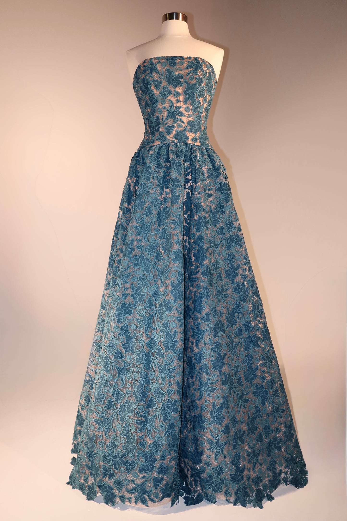Brand New US8 Anna Augusta Maxi Gown