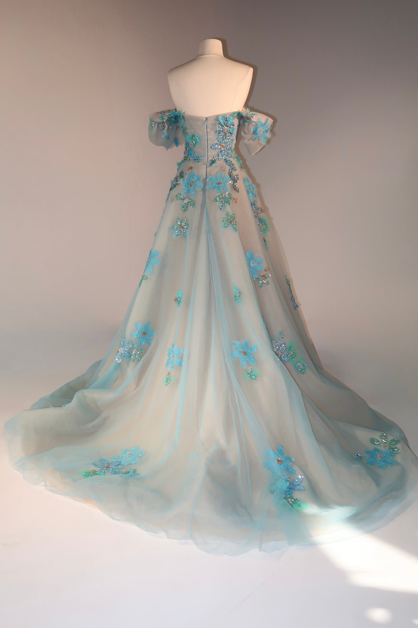 Brand New US8 Tony Ward Maxi Gown