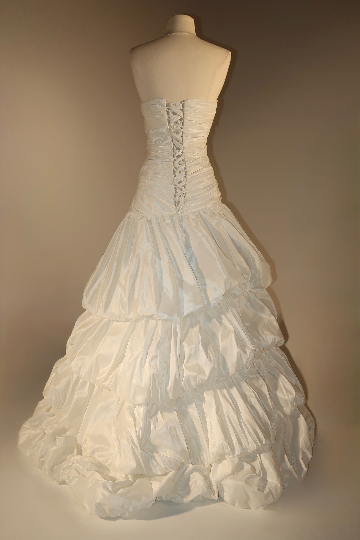 Brand New US6 EMELIA COSTA Maxi Gown
