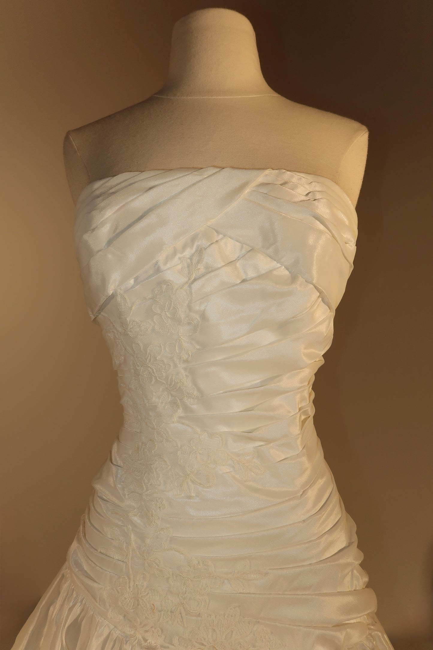 Brand New US6 EMELIA COSTA Maxi Gown
