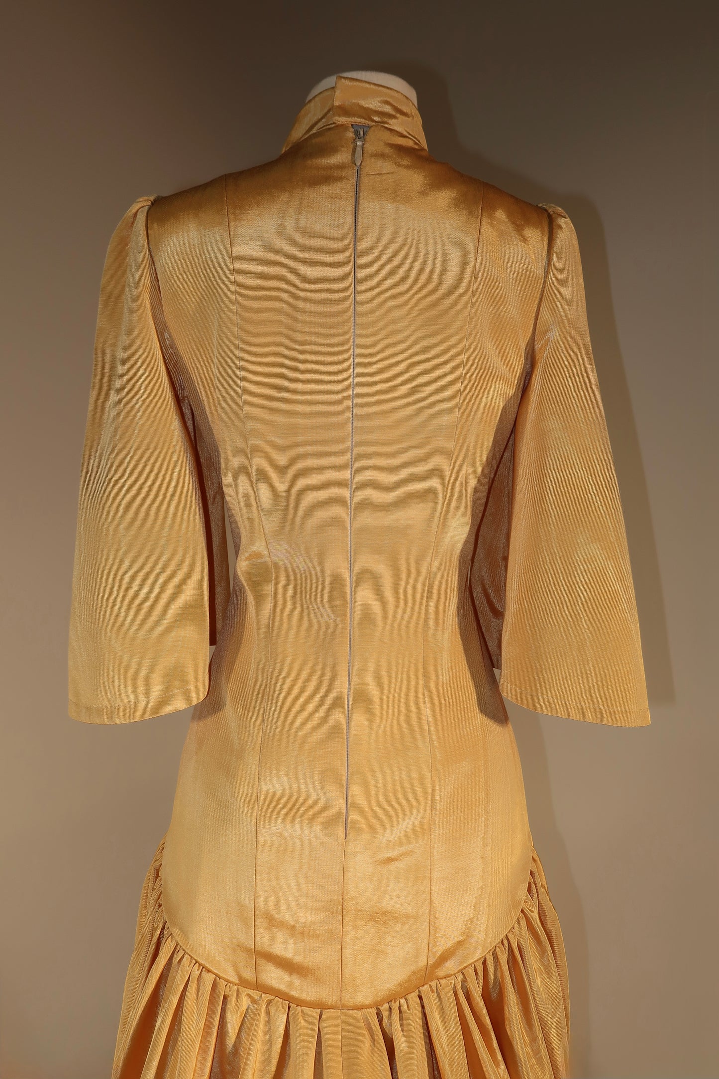 Brand New US10 Anna Augusta Evening Gown