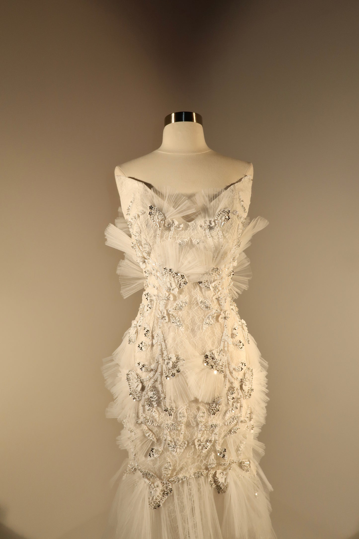 Brand New US6 Pamella Roland Gown