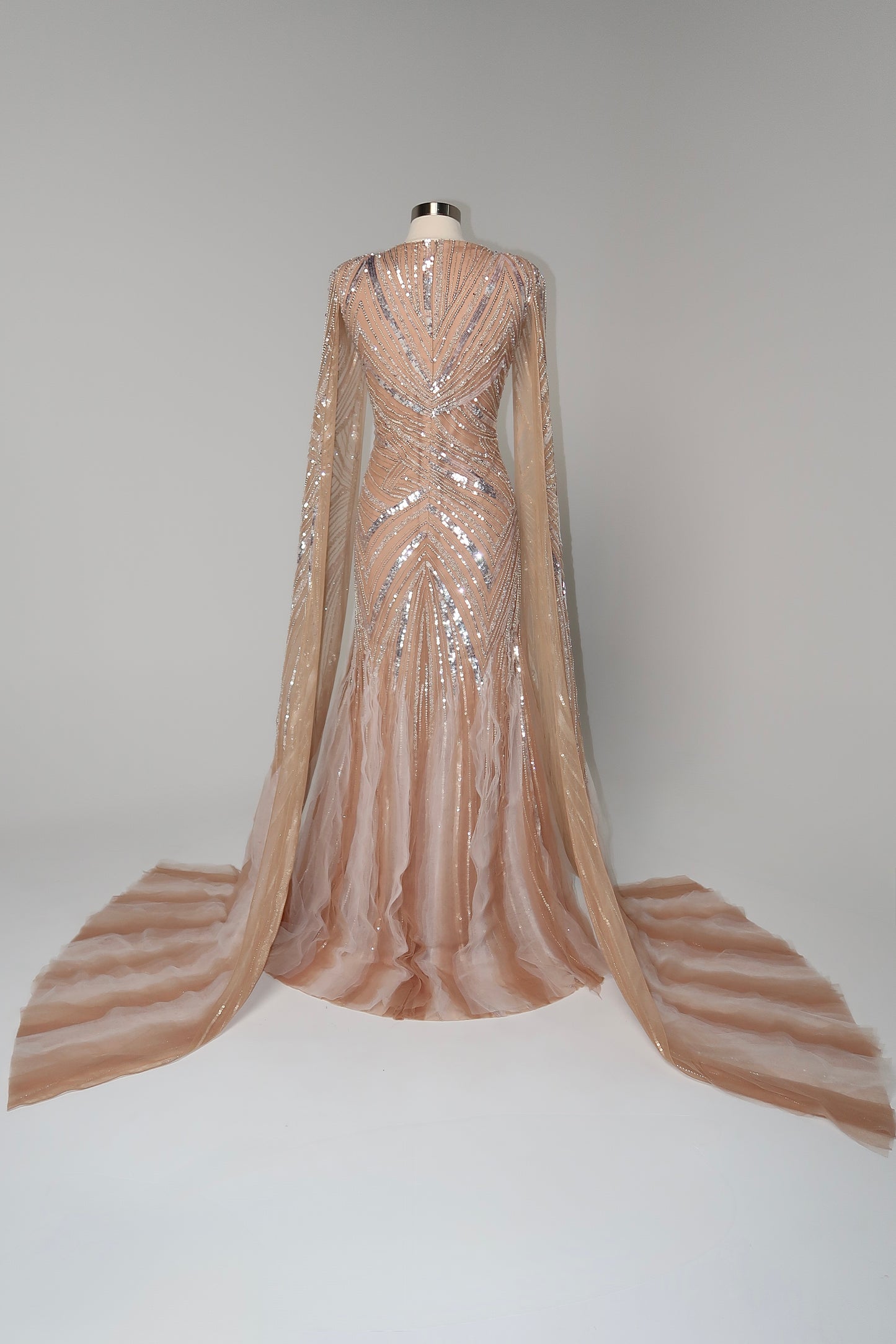 Bernara Rahim Maxi Gown US14 Brand New