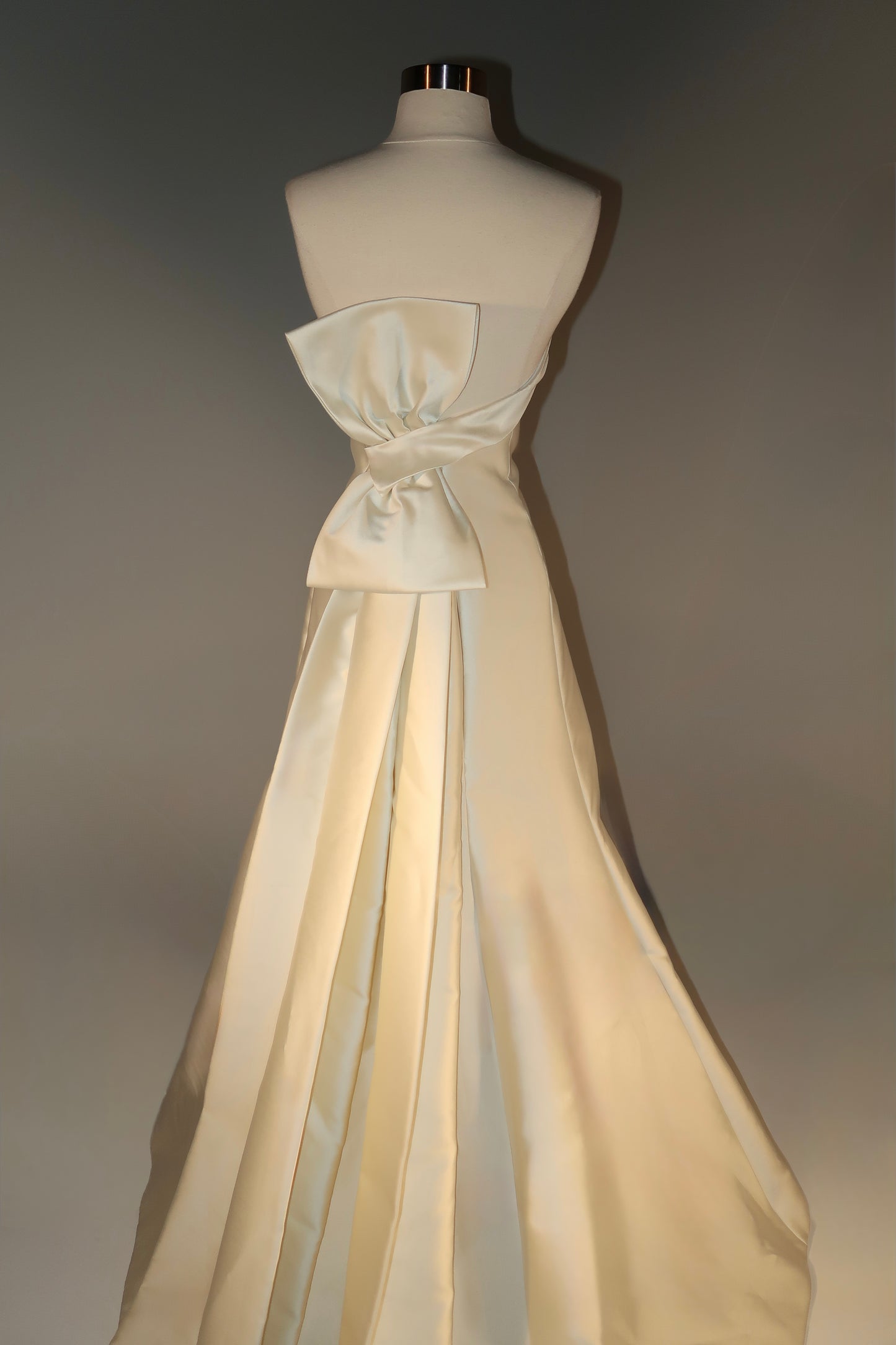 Floor Sample US 12 LIANCARLO Maxi Gown