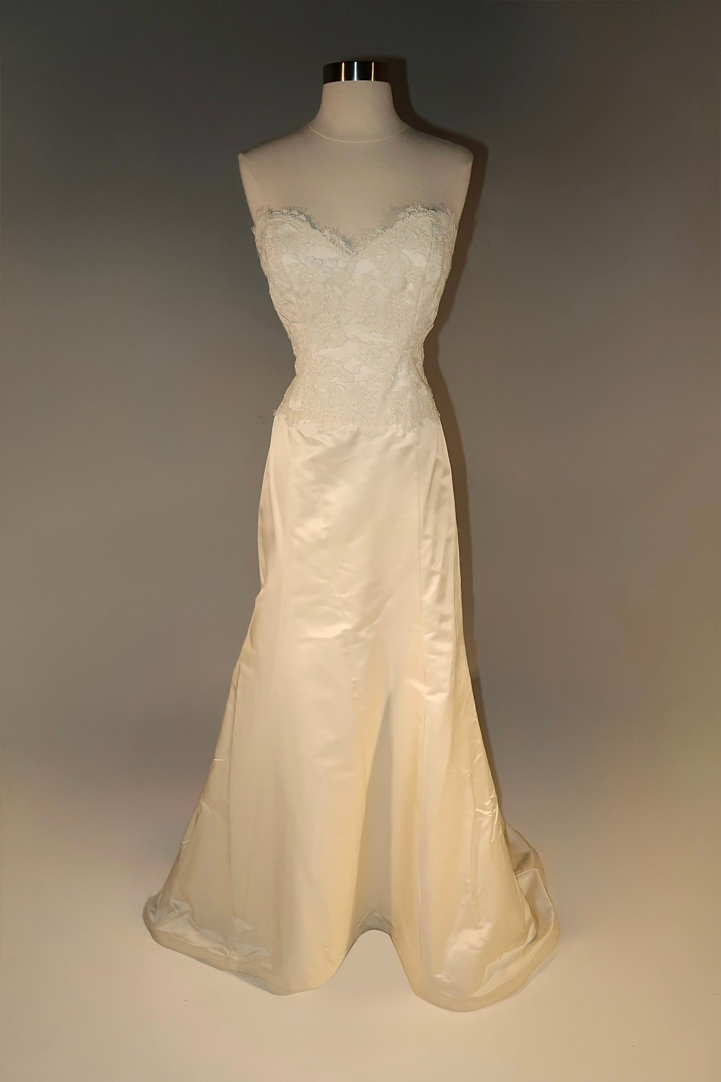 Floor Sample US 10 GAIL GARRISON Maxi Gown