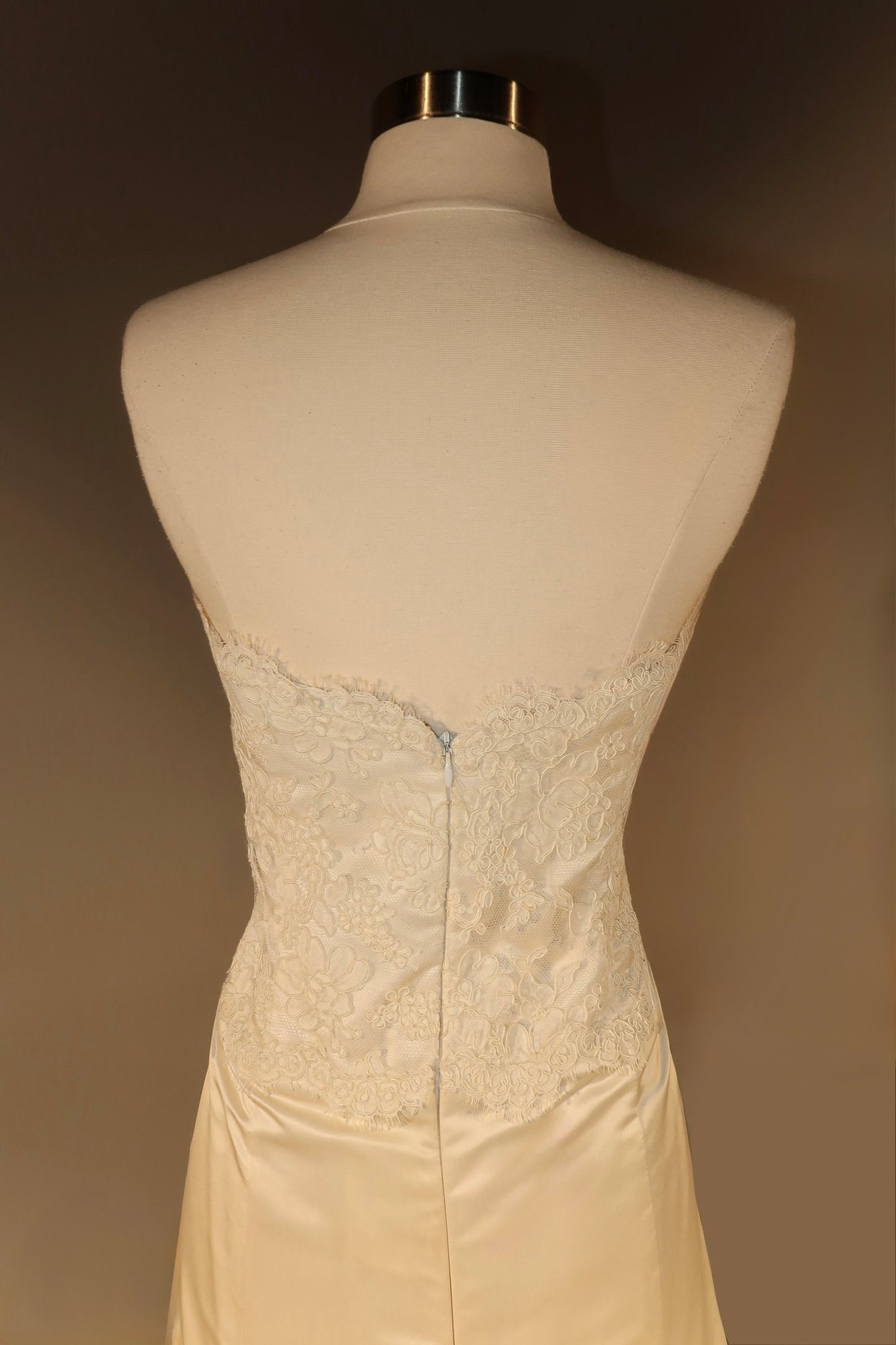 Floor Sample US 10 GAIL GARRISON Maxi Gown