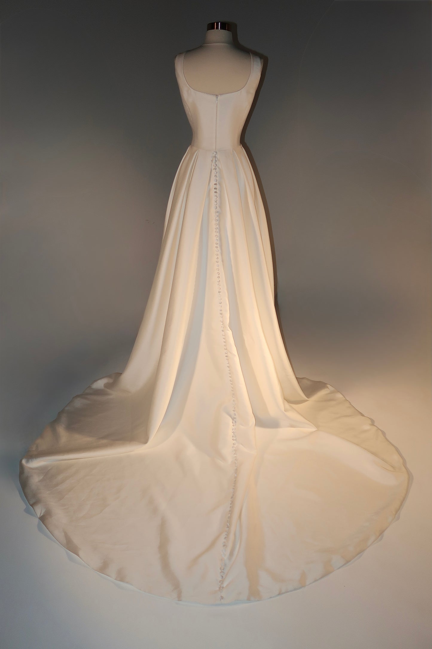 Floor Sample US 10 MILA NOVA Maxi Gown