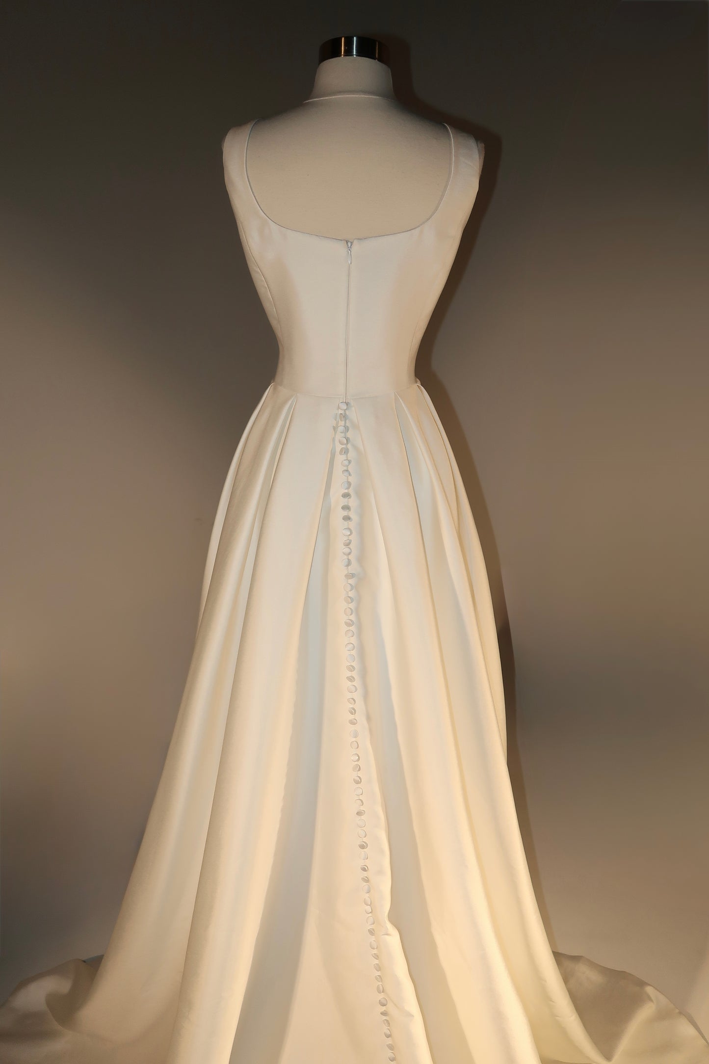 Floor Sample US 10 MILA NOVA Maxi Gown