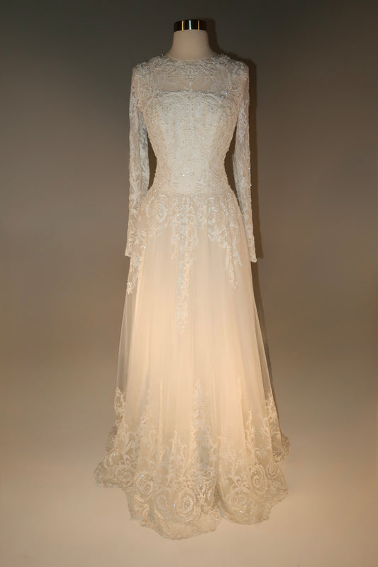 Floor Sample US 8 AA Maxi Gown