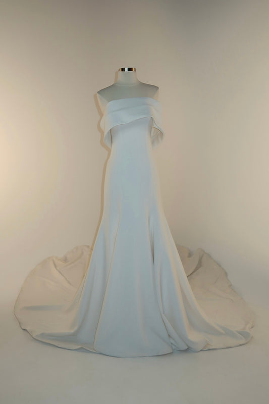 Floor Sample US 8 MILA NOVA Maxi Gown
