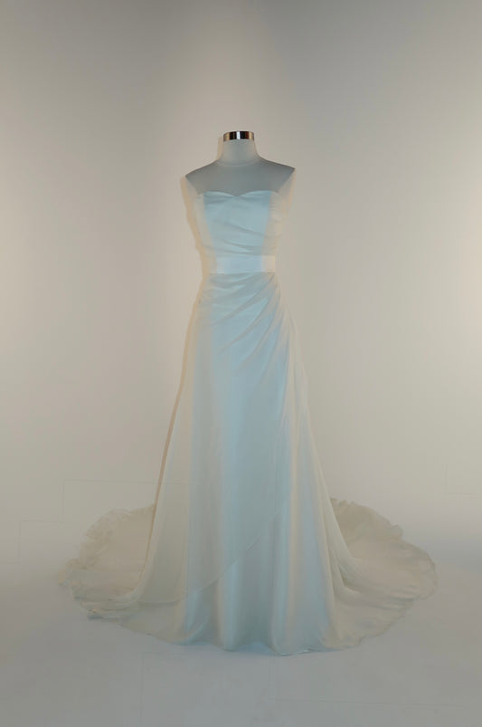 Floor Sample US 8 L'FAY Maxi Gown