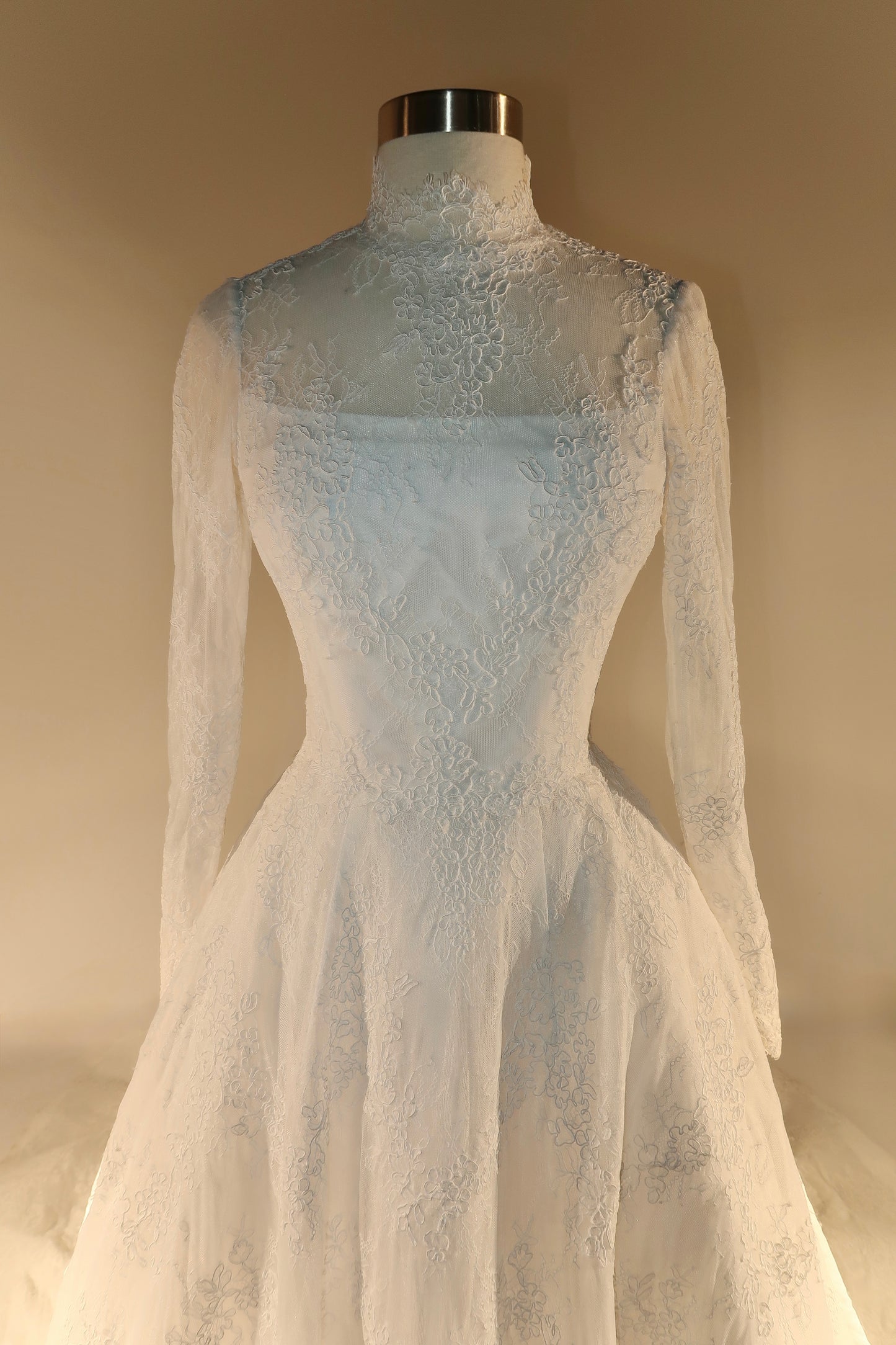 Preloved US2 Anna Augusta Bridal Gown